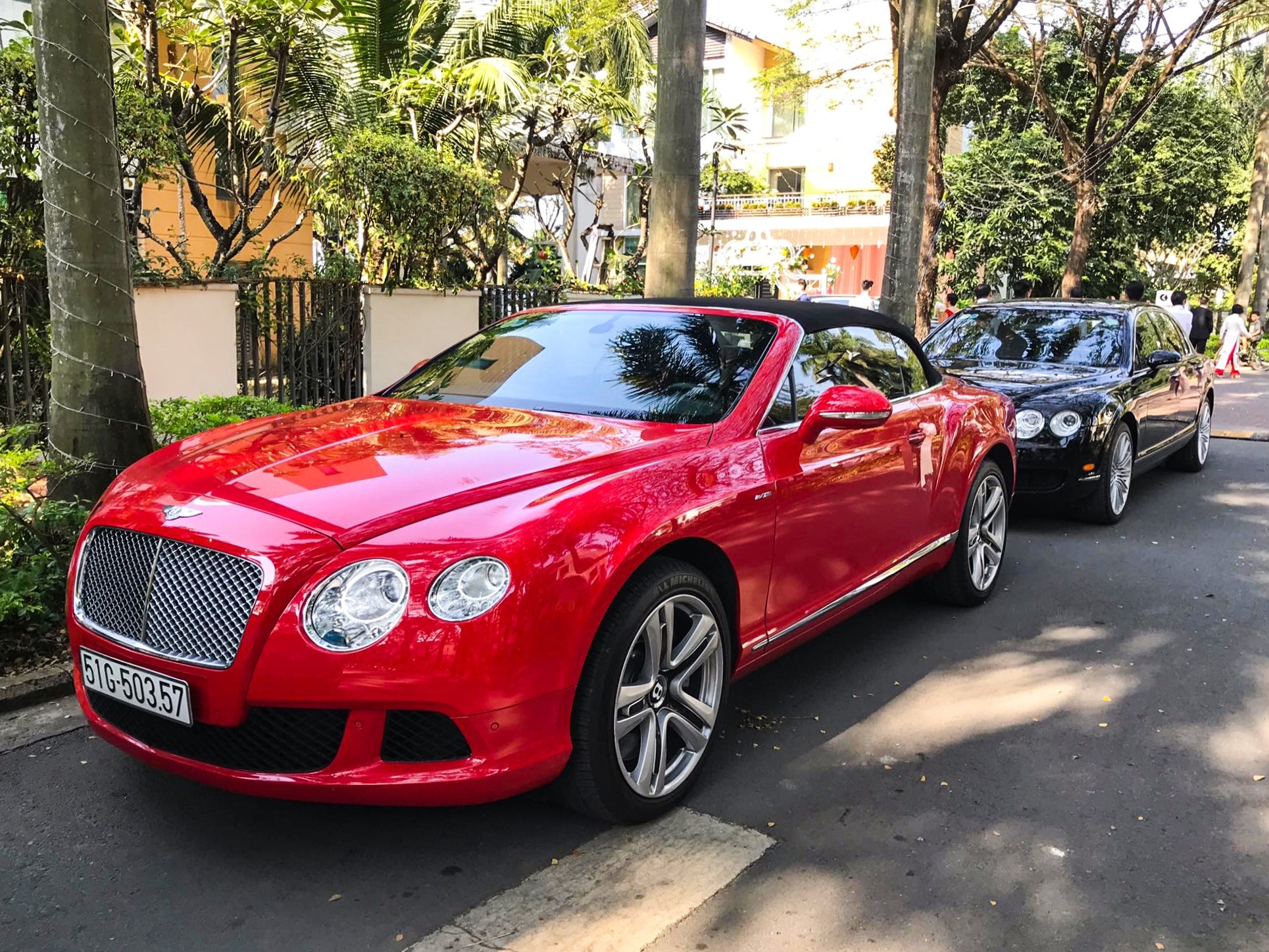 Dan xe sieu sang trong dam cuoi anh 7