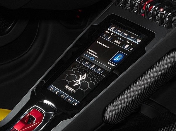 Lamborghini Huracan EVO RWD ra mat anh 10