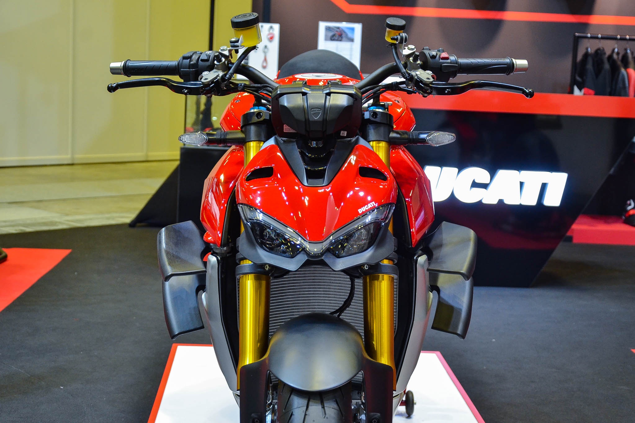 Ducati Streetfighter V4 2020 ra mat anh 4