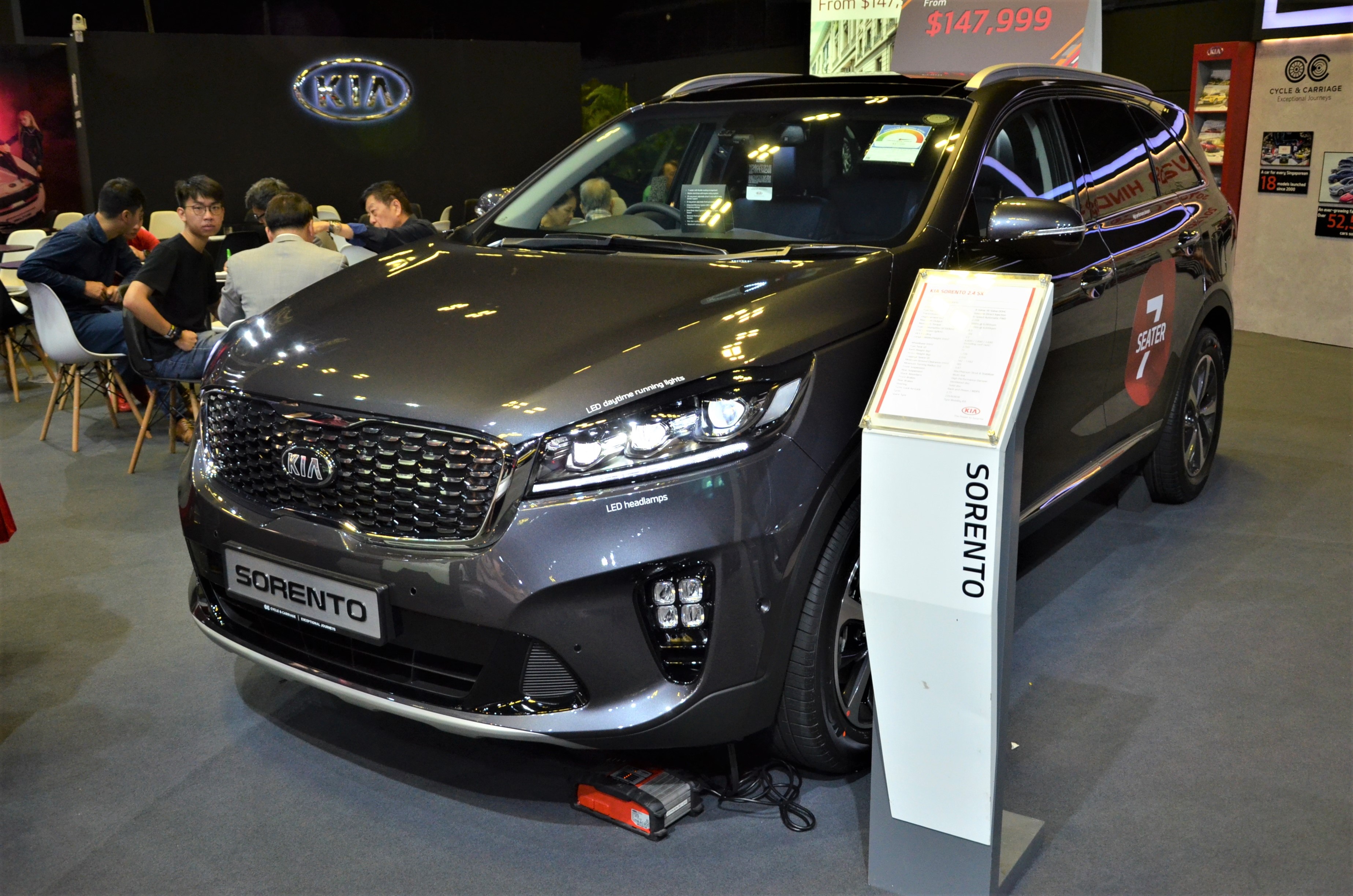Kia Sorento ban nang cap ra mat anh 1