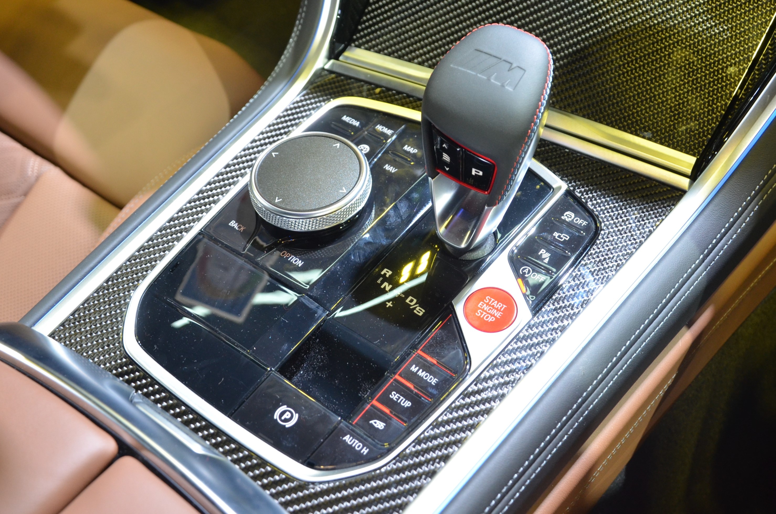 BMW M8 Competition cap ben Dong Nam A anh 9