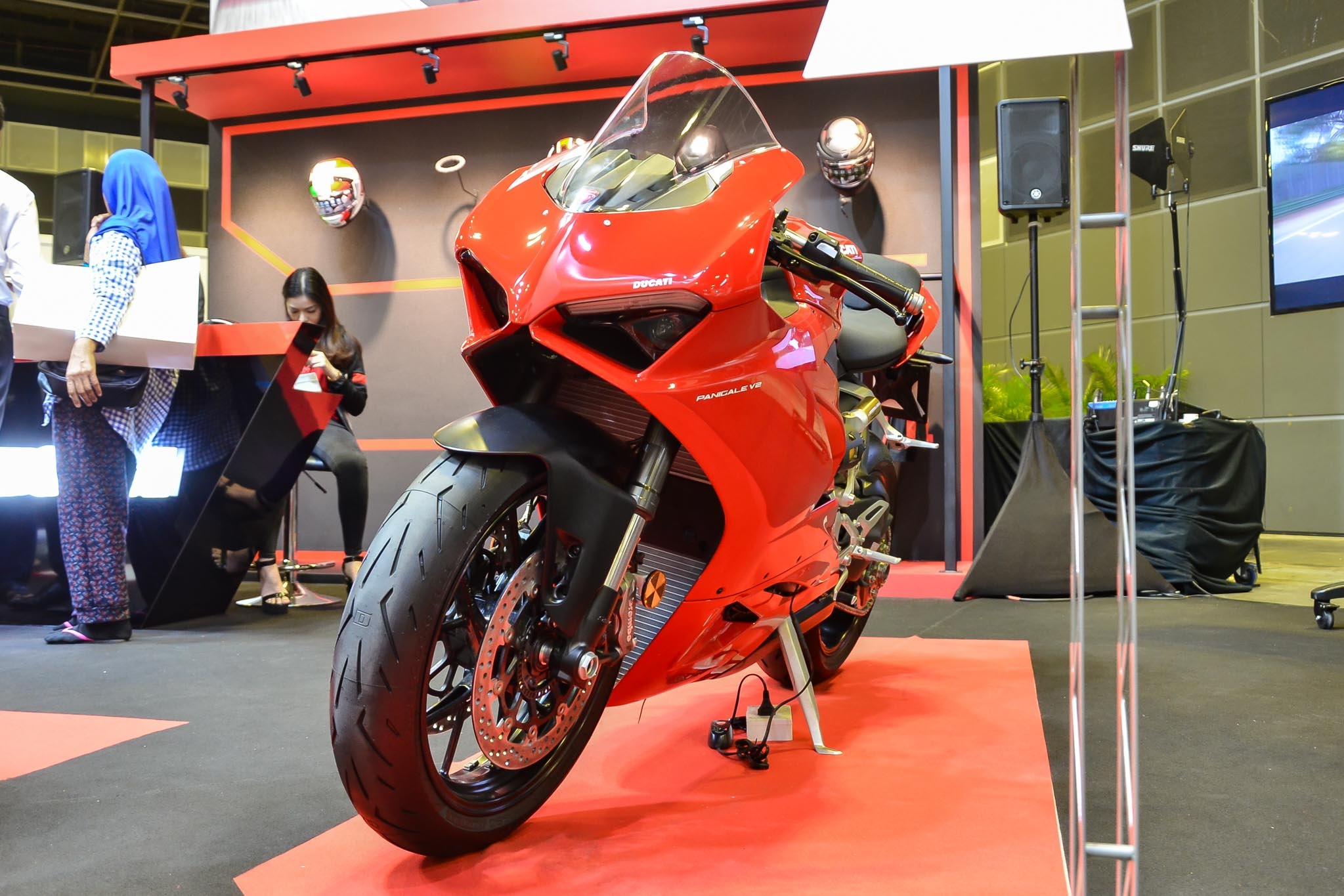 Ducati Panigale V2 ra mat Dong Nam A anh 1