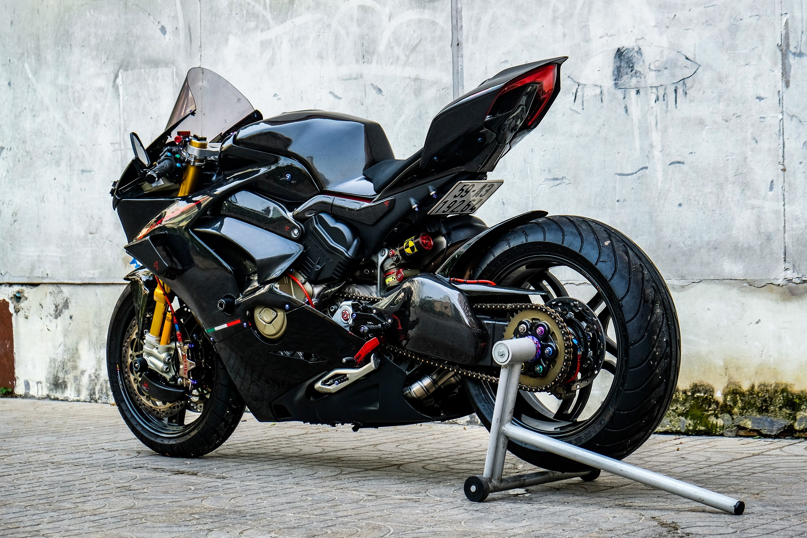 Ducati Panigale V4 do xe dua anh 2