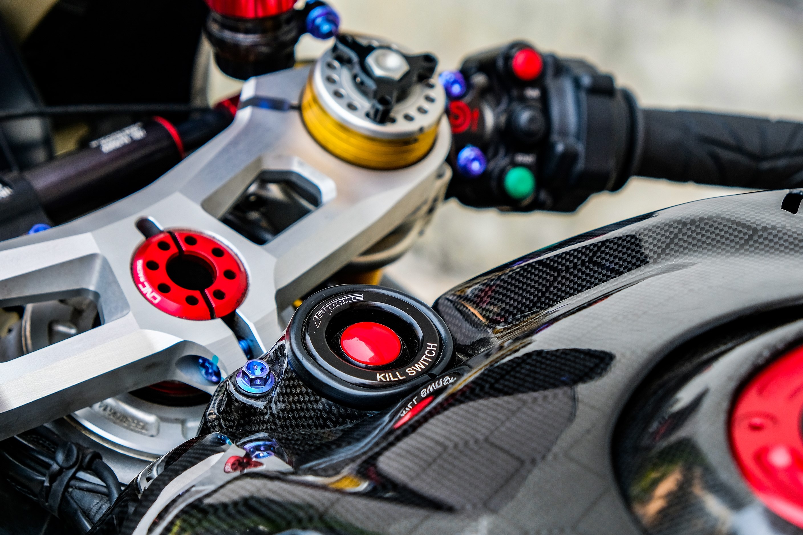 Ducati Panigale V4 do xe dua anh 11