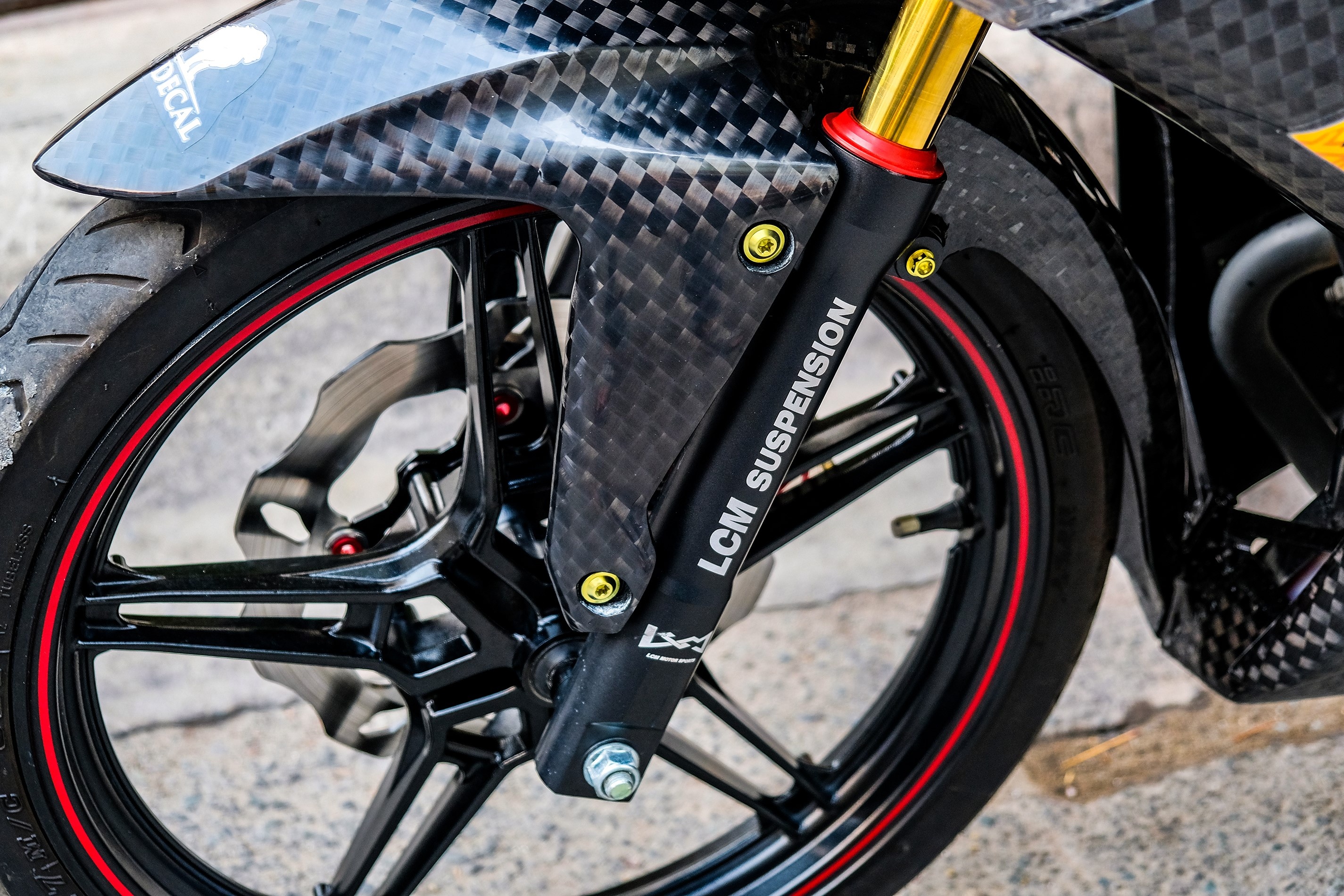 Yamaha Exciter do dan ao carbon anh 10