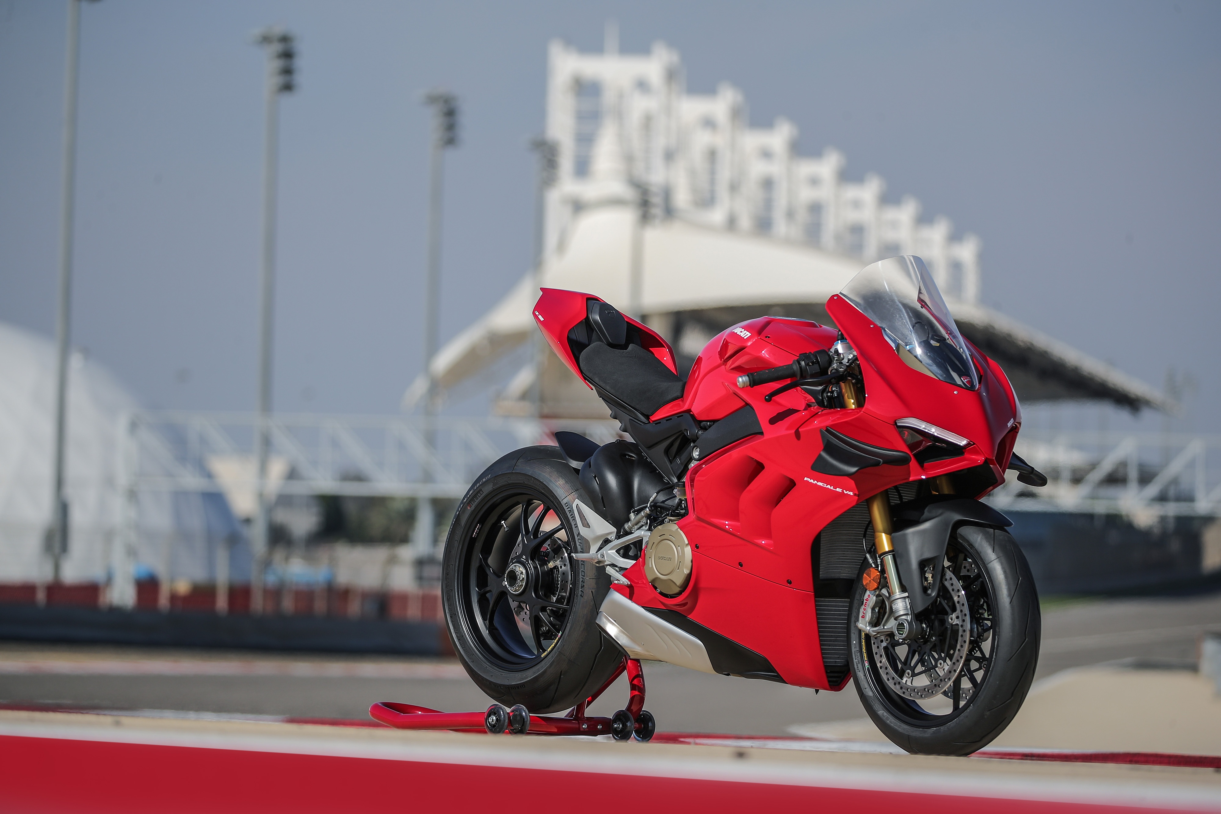 Ducati Panigale V4 2020 ra mat anh 1