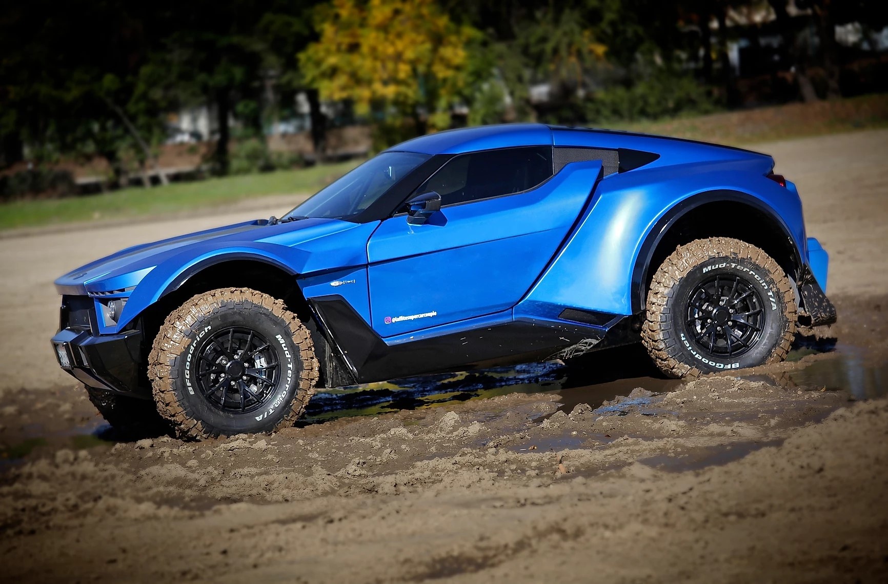 Laffite G-Tec X-Road ra mat anh 2