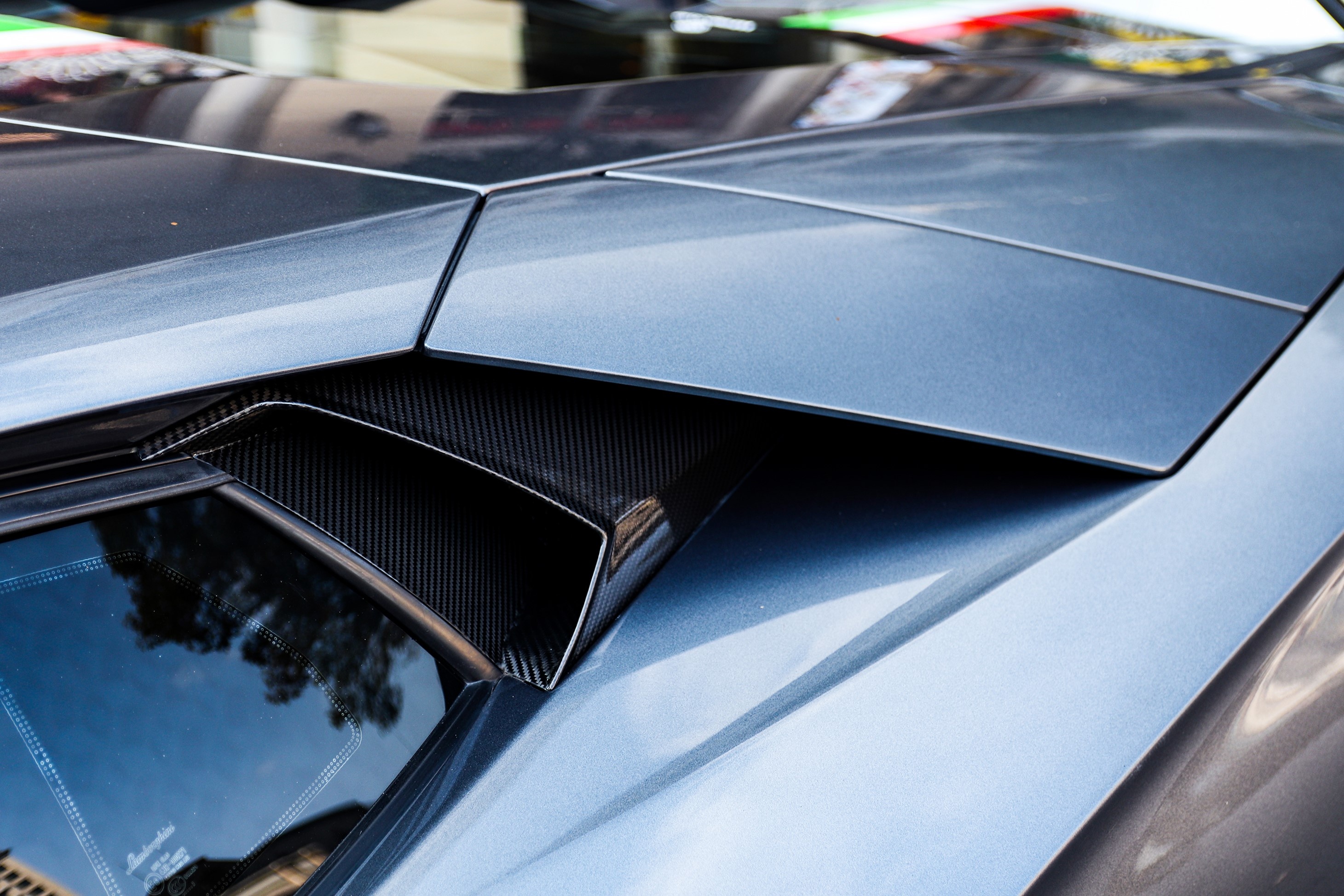 Lamborghini Aventador biển số tứ quý Lào ảnh 9 Lamborghini Aventador bien so tu quy Lao anh 9