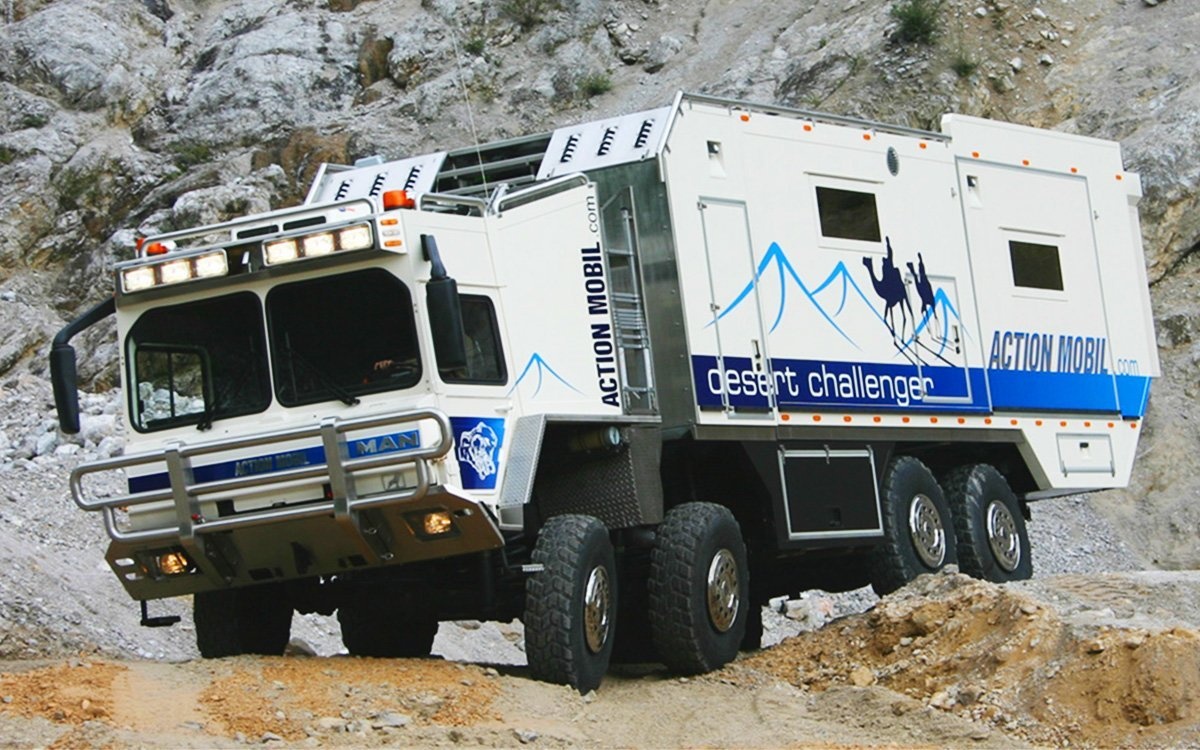 Nhung mau xe giup ban sinh ton qua ngay tan the anh 4