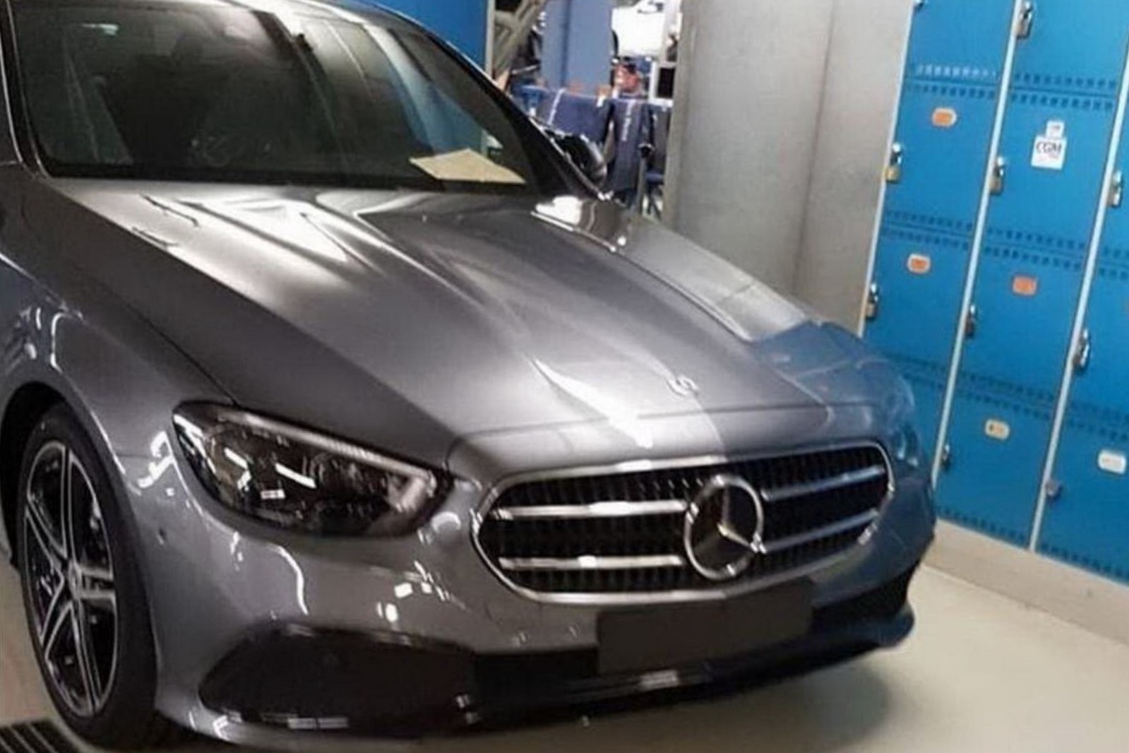 Hinh anh Mercedes-Benz E-Class va S-Class the he moi ro ri hinh anh