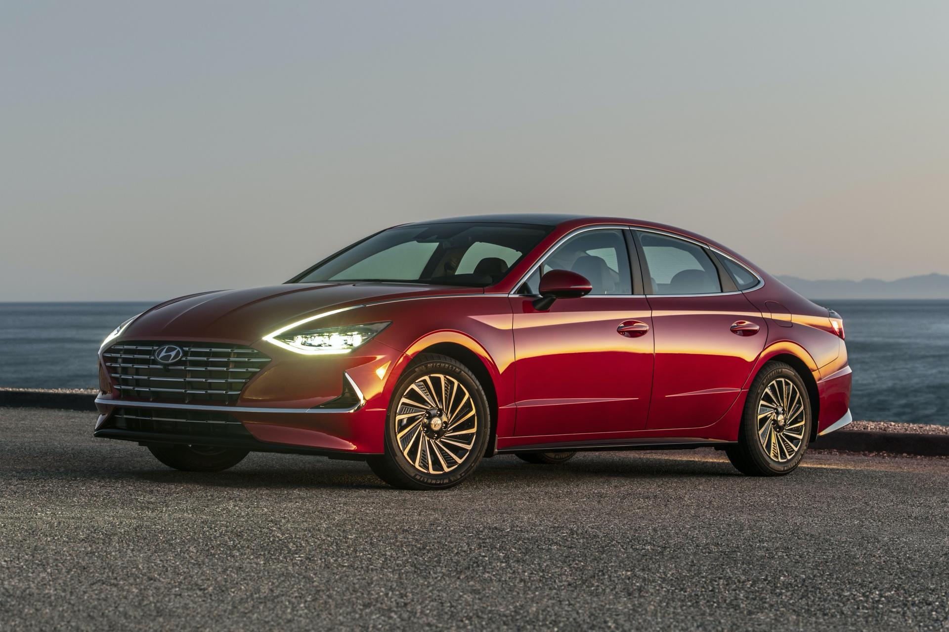 Hyundai Sonata Hybrid 2020 ra mat anh 2