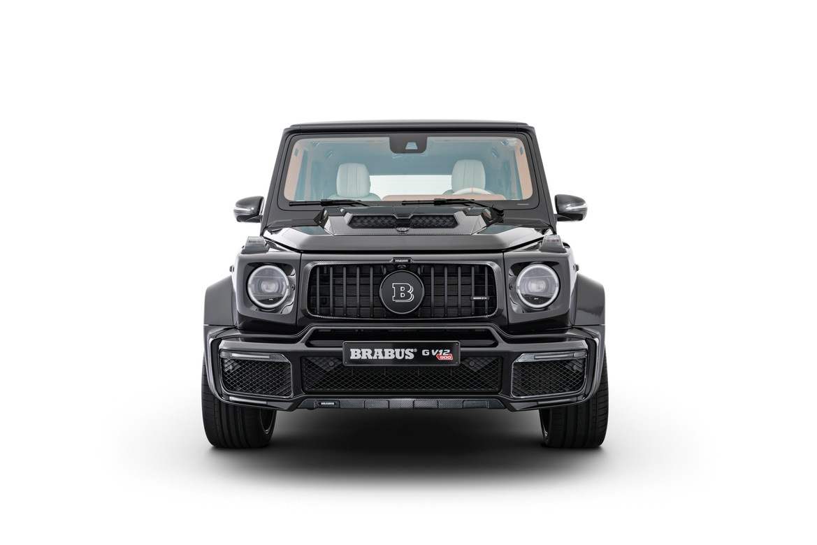 Ronaldo được bạn gái tặng siệu SUV ảnh 2 Ronaldo duoc ban gai tang sieu SUV anh 2
