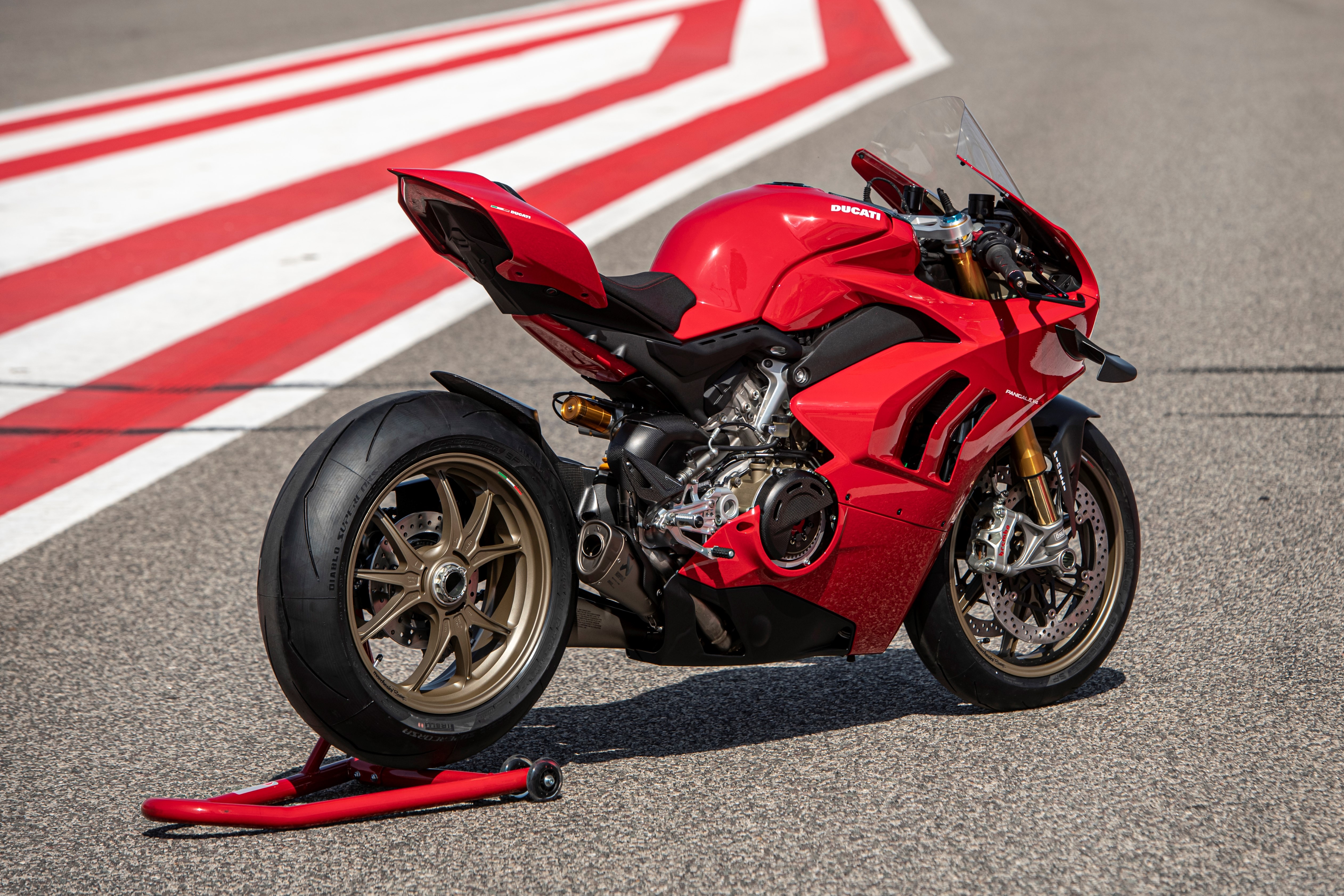 Ducati Panigale V4 S Performance ra mắt ảnh 2 Ducati Panigale V4 S Performance ra mat anh 2