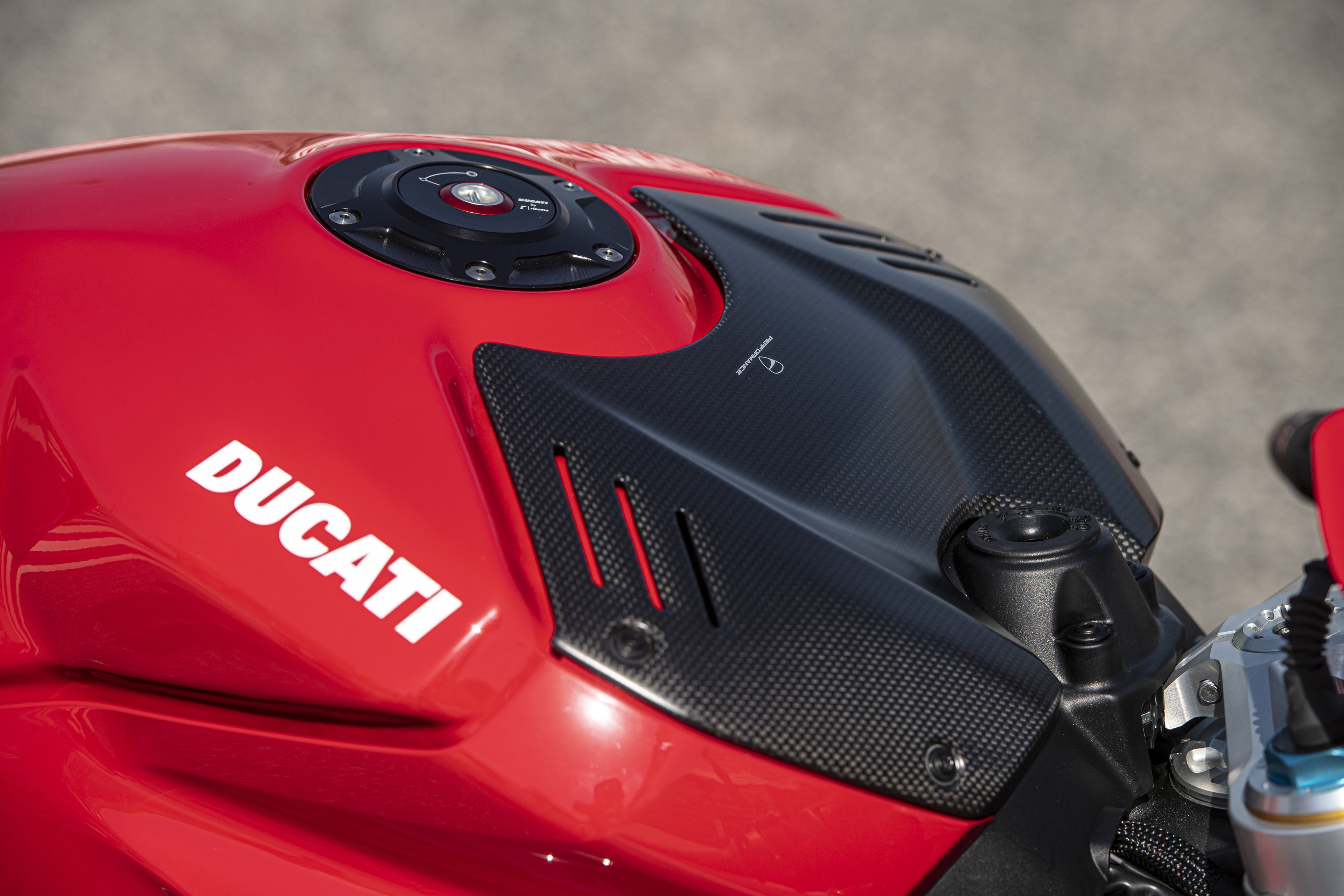 Ducati Panigale V4 S Performance ra mắt ảnh 5 Ducati Panigale V4 S Performance ra mat anh 5