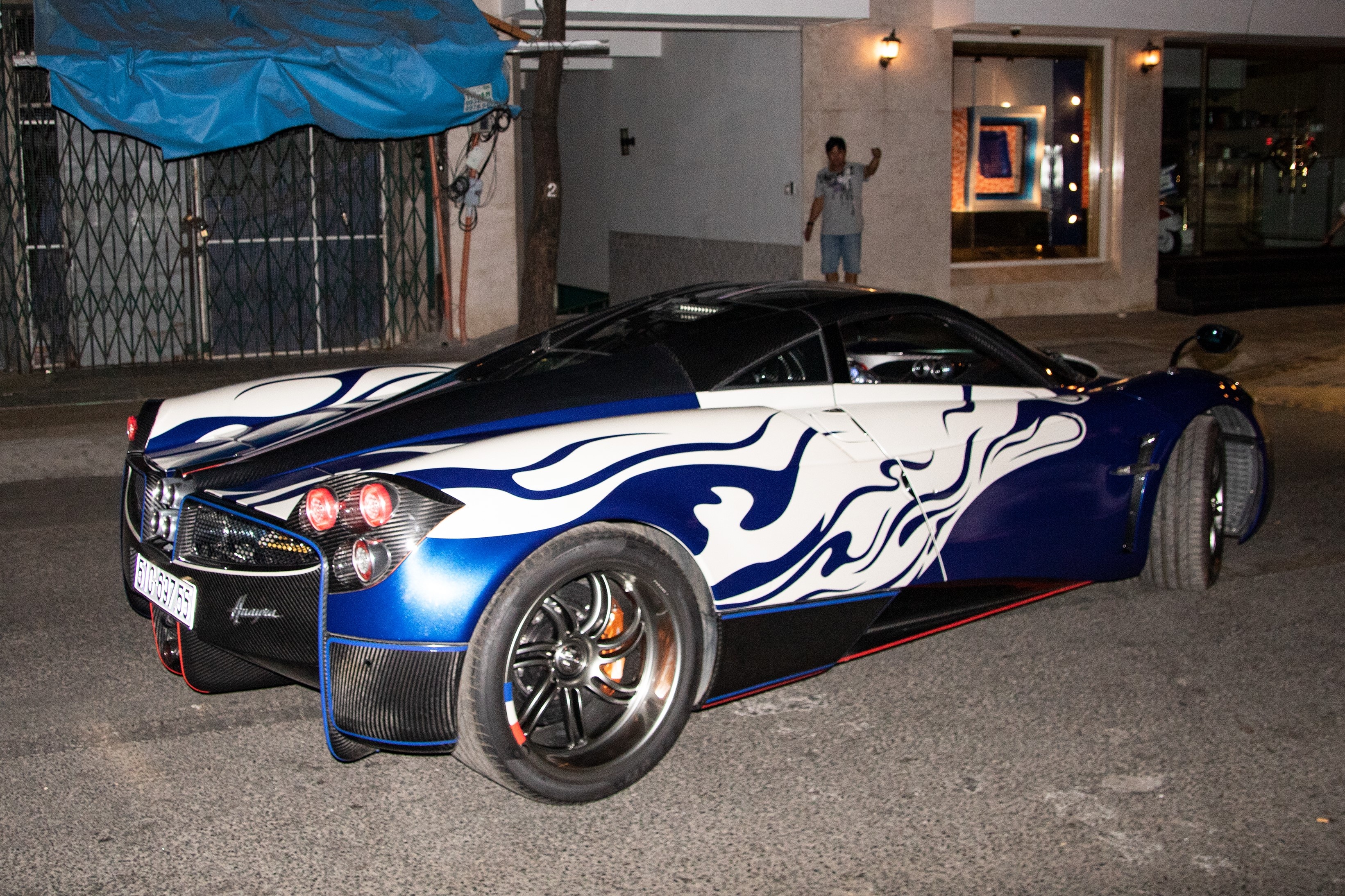 Pagani Huayra lot xac anh 4