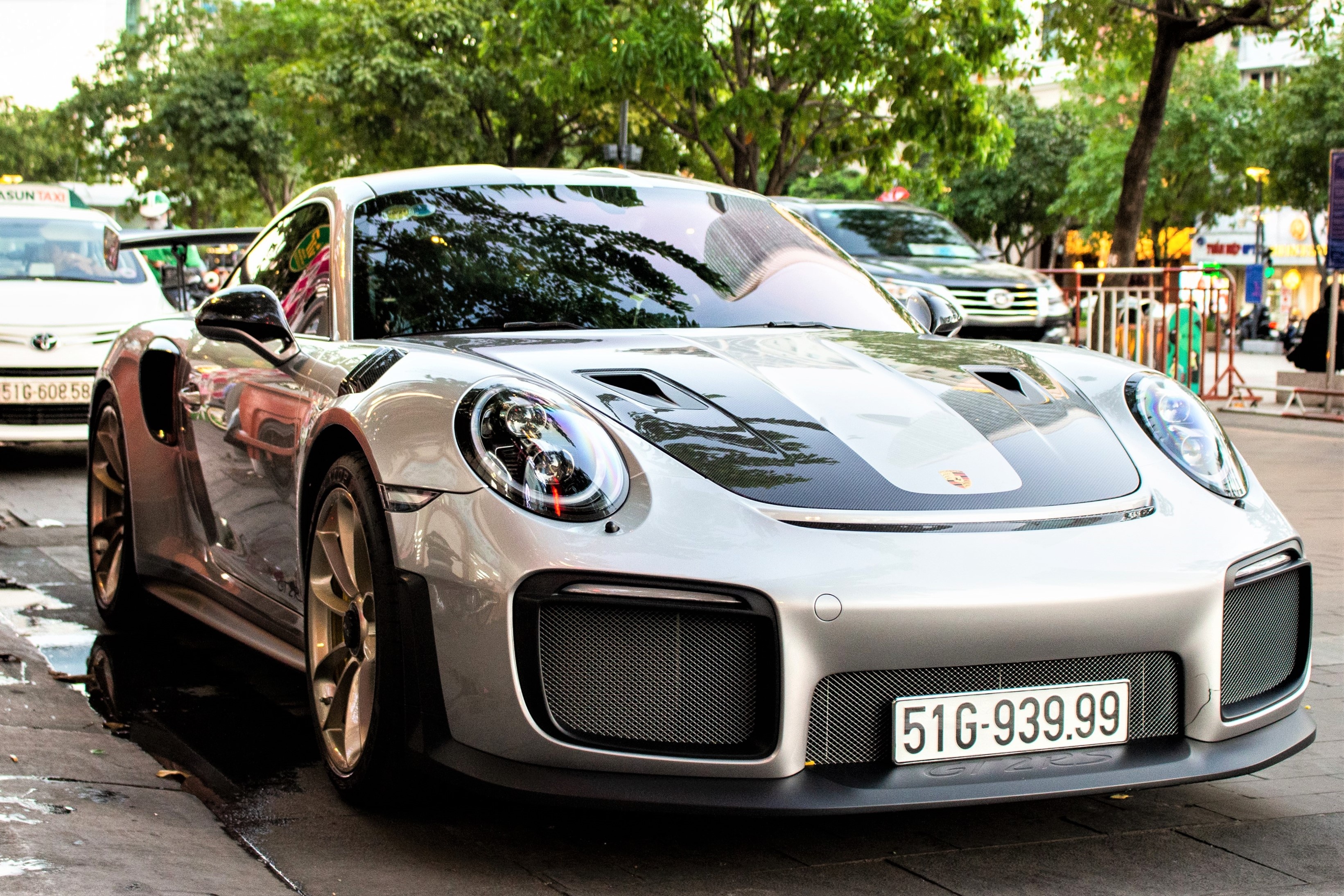 Porsche 911 GT2 RS voi goi nang cap doc nhat Viet Nam hinh anh