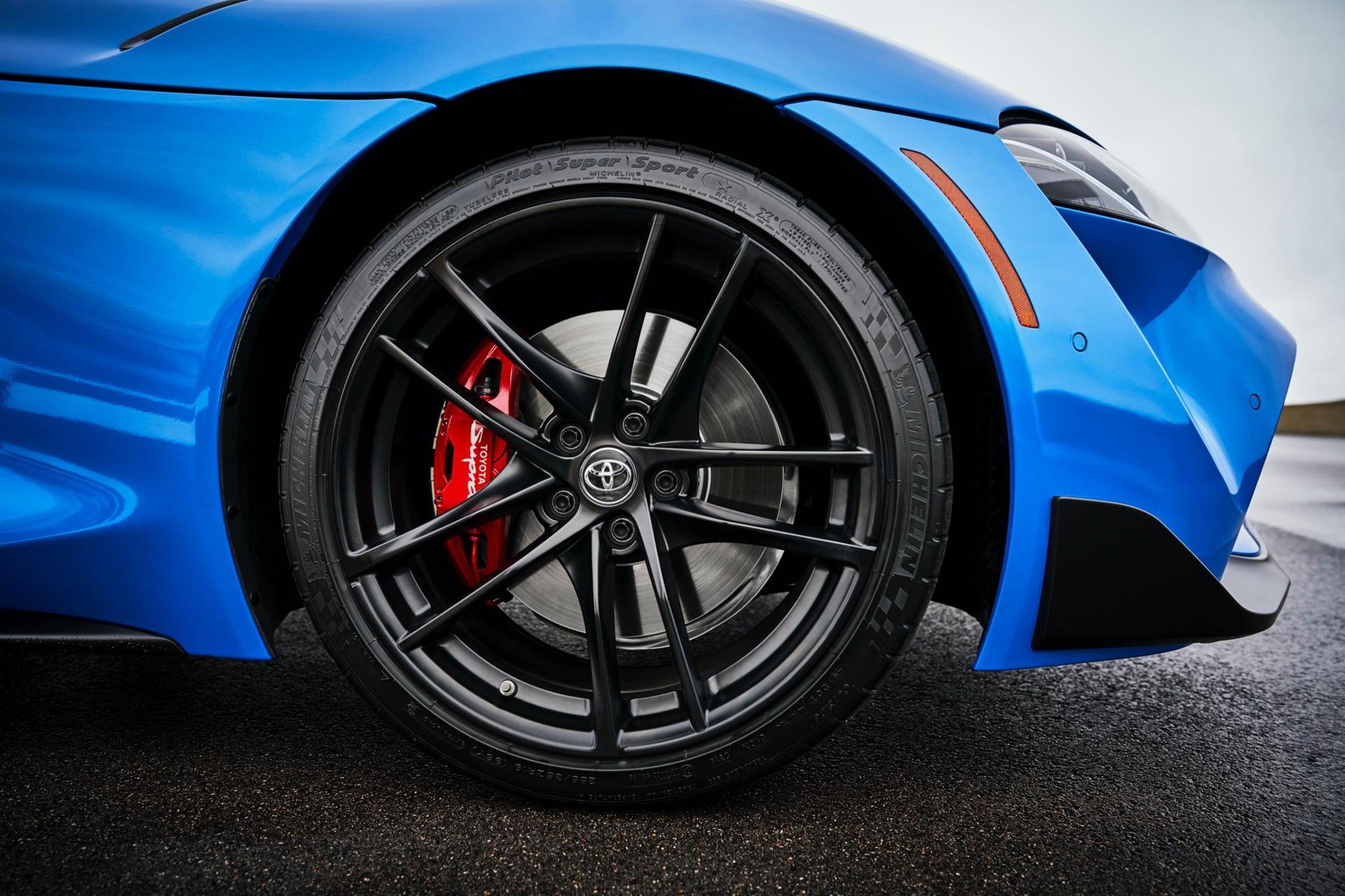 Toyota Supra nang cap toan dien anh 11