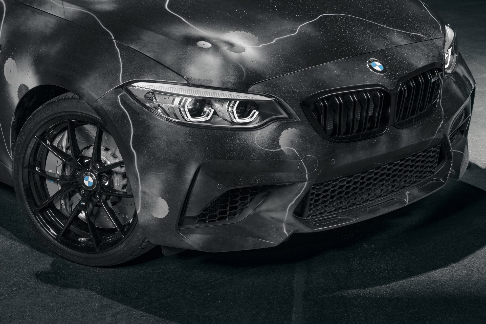 BMW ra mat M2 phien ban ve graffiti anh 4