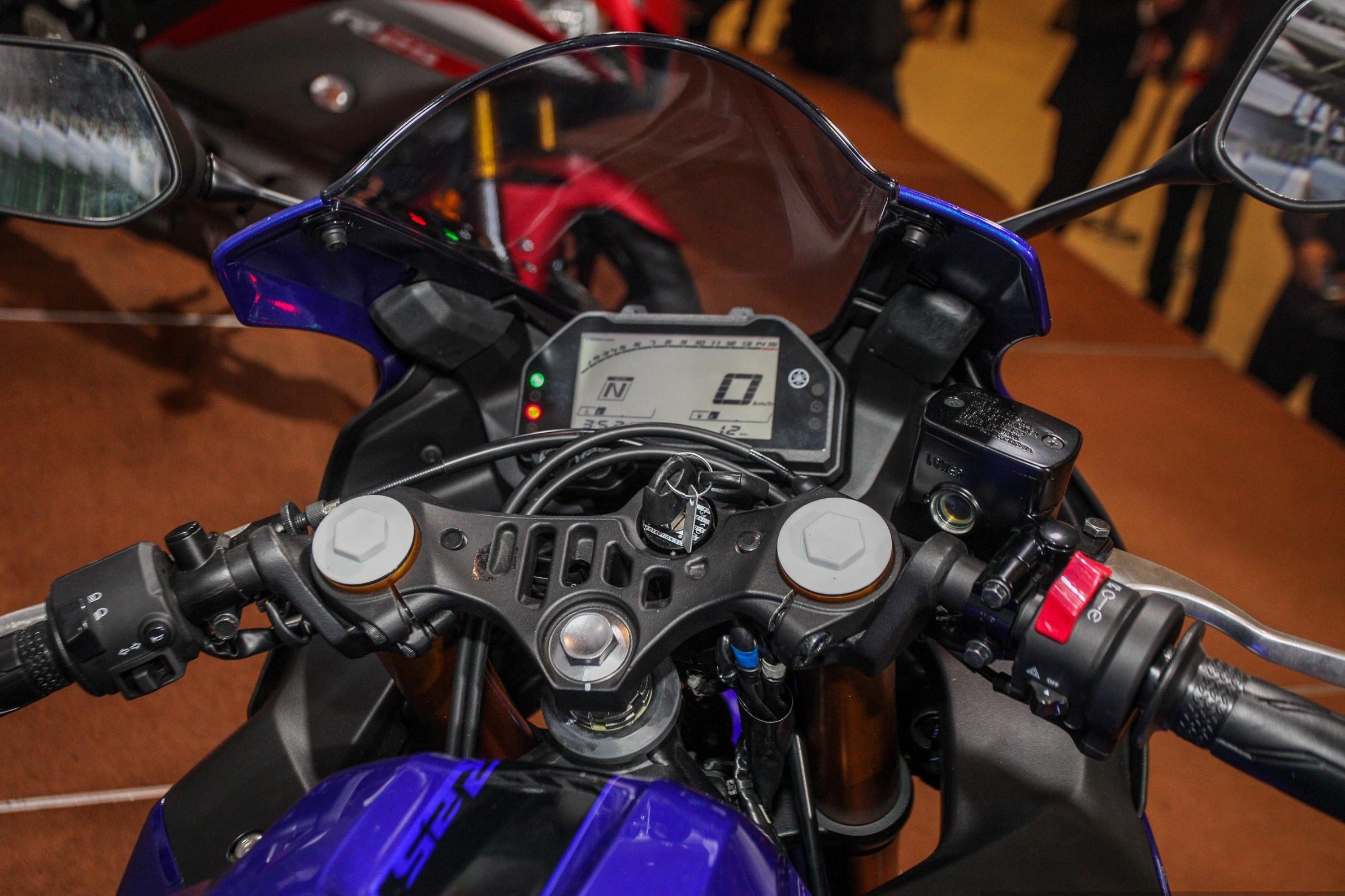 Yamaha YZF-R25 2020 ra mat anh 8