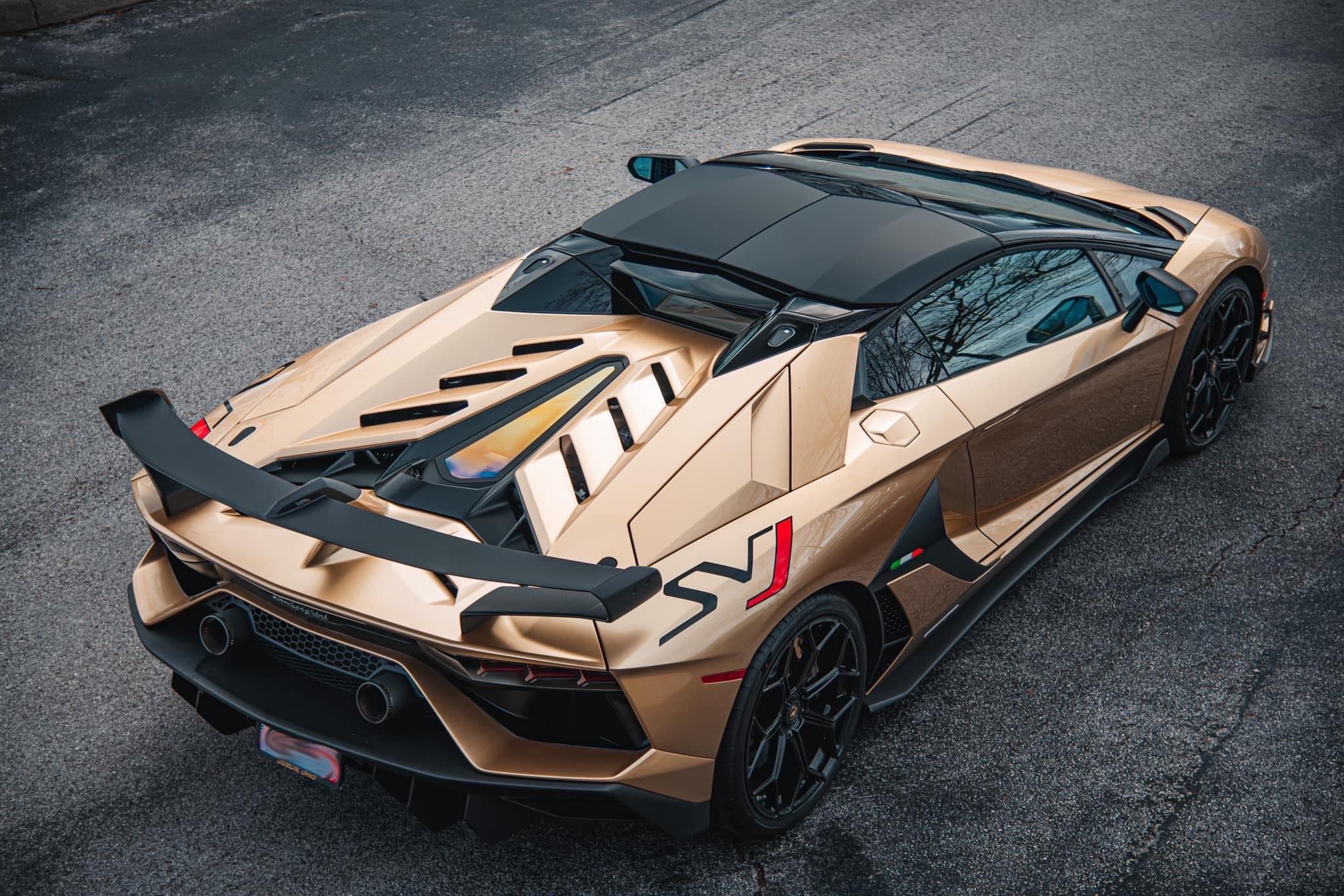 Nguoi Viet dau tien tau Lamborghini Aventador SVJ Roadster hinh anh