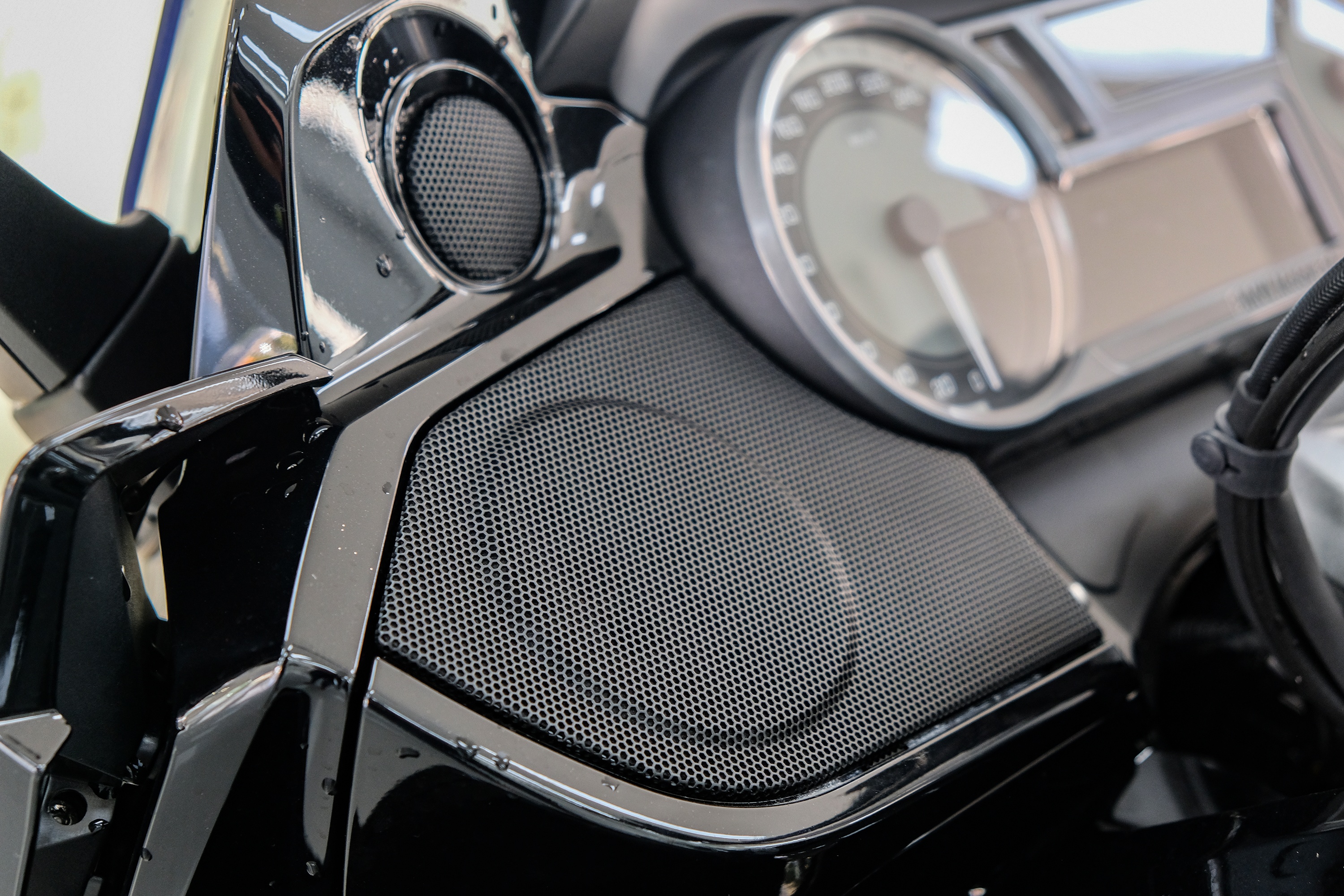 BMW K 1600 B gia 1, 1 ty dong anh 13