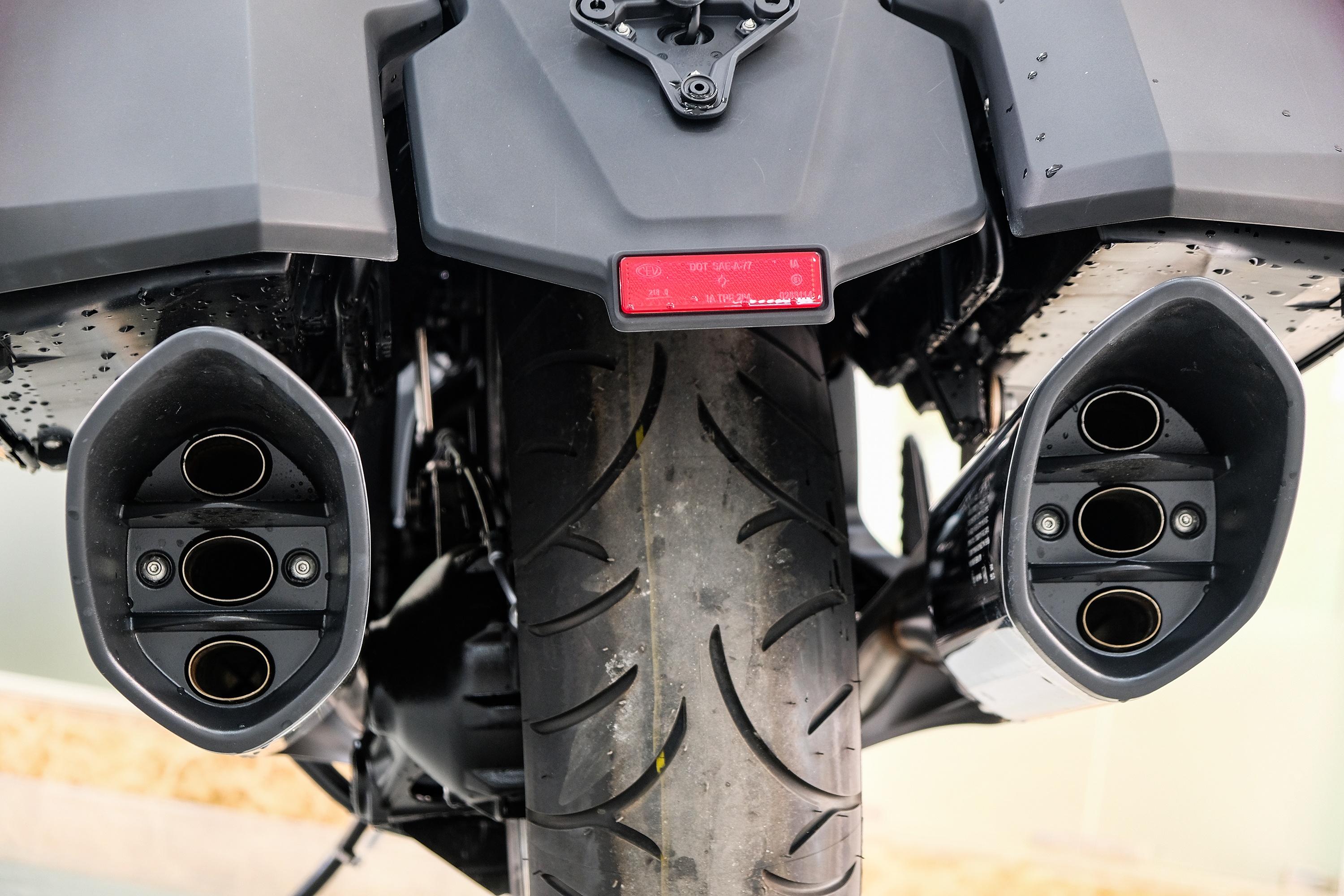 BMW K 1600 B gia 1, 1 ty dong anh 9