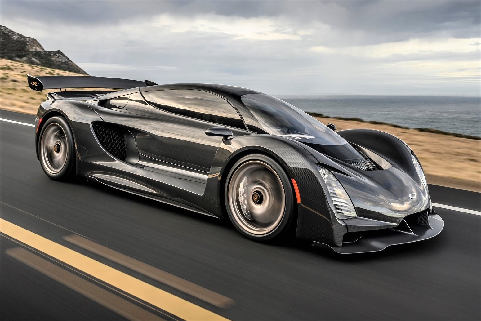 Sieu xe My sap xo do ky luc toc do cua Koenigsegg Regera hinh anh