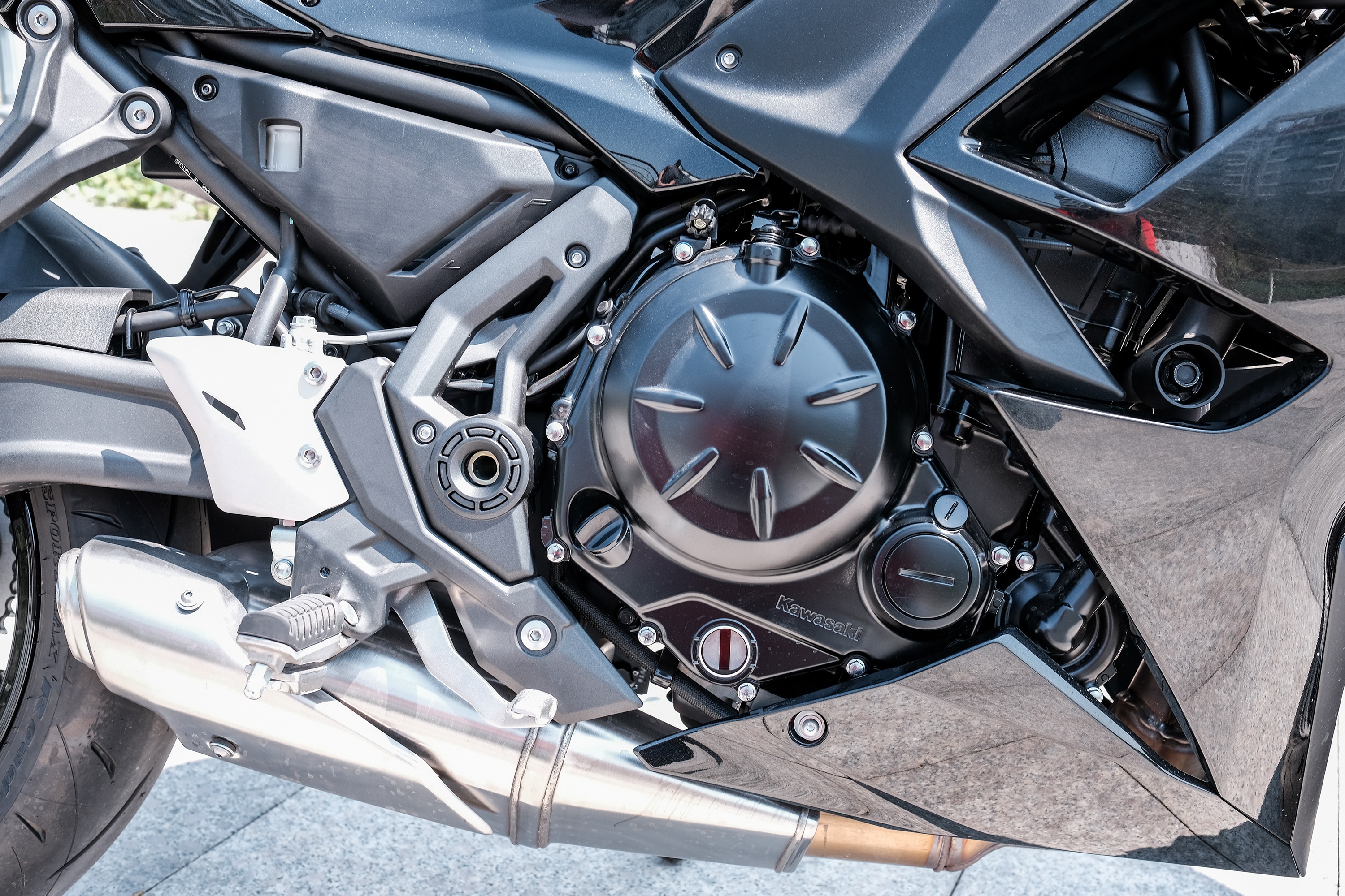 Kawasaki Ninja 650 2020  ra mat Viet Nam anh 13