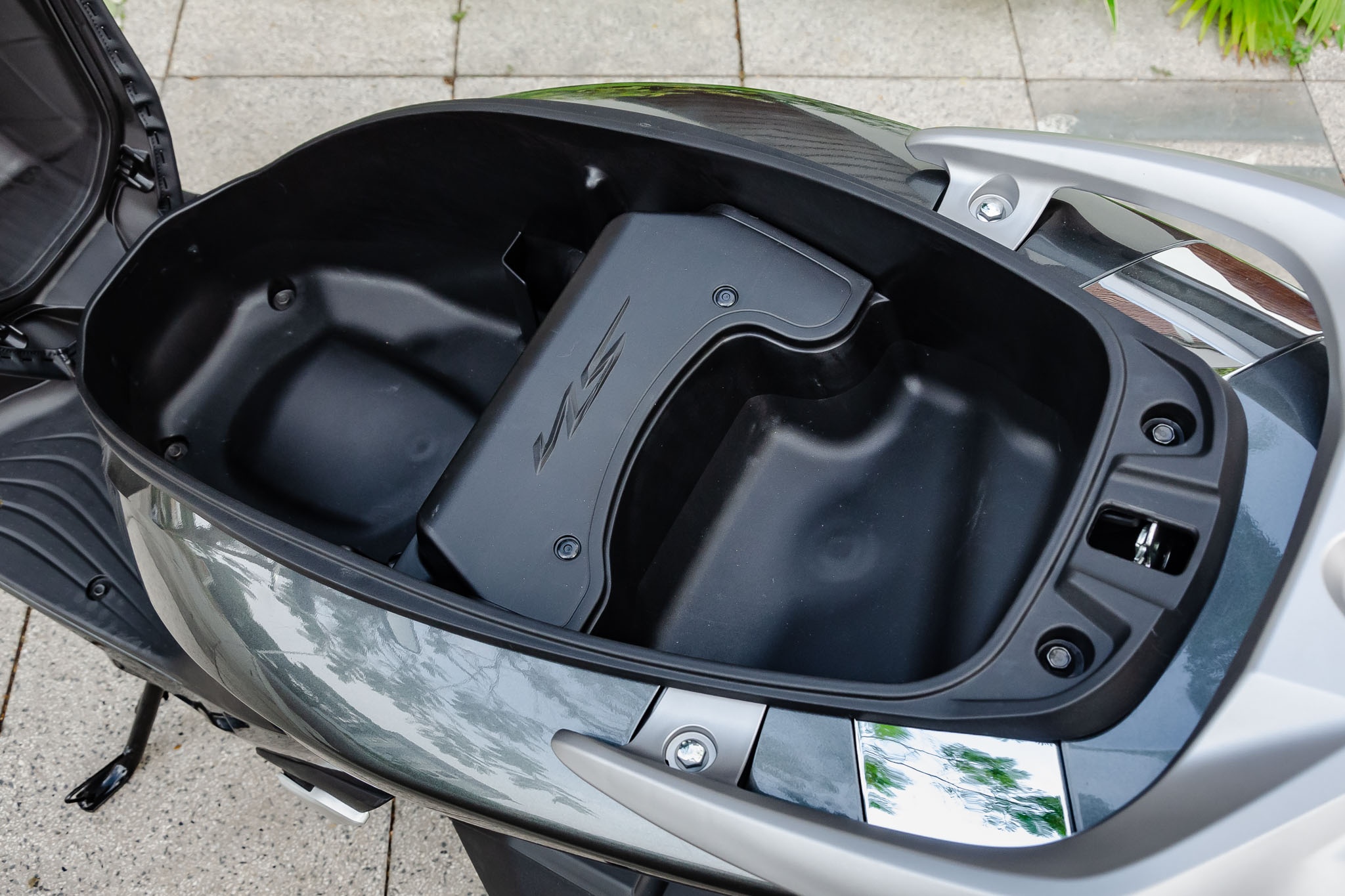 So sanh Piaggio Medley 2020 và SH 2020 ảnh 10 So sanh Piaggio Medley 2020 va SH 2020 anh 10