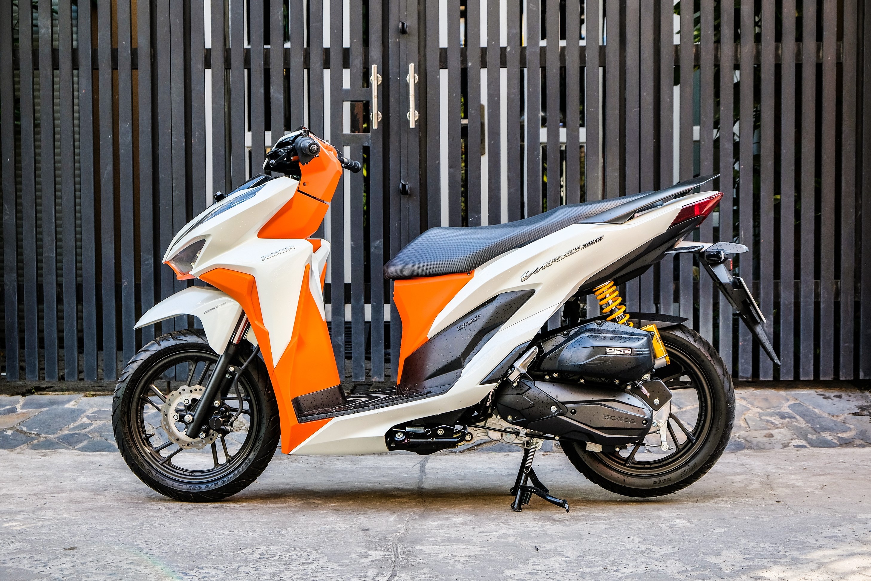 Honda Vario bien khung,  rao gia gan 500 trieu anh 2