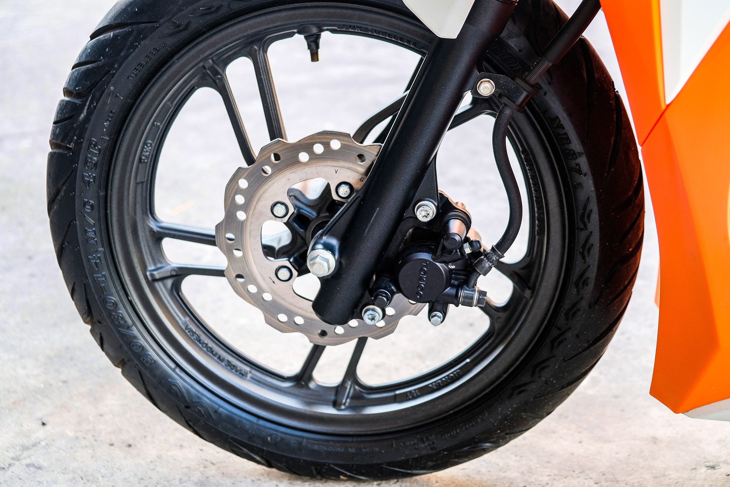 Honda Vario bien khung,  rao gia gan 500 trieu anh 9