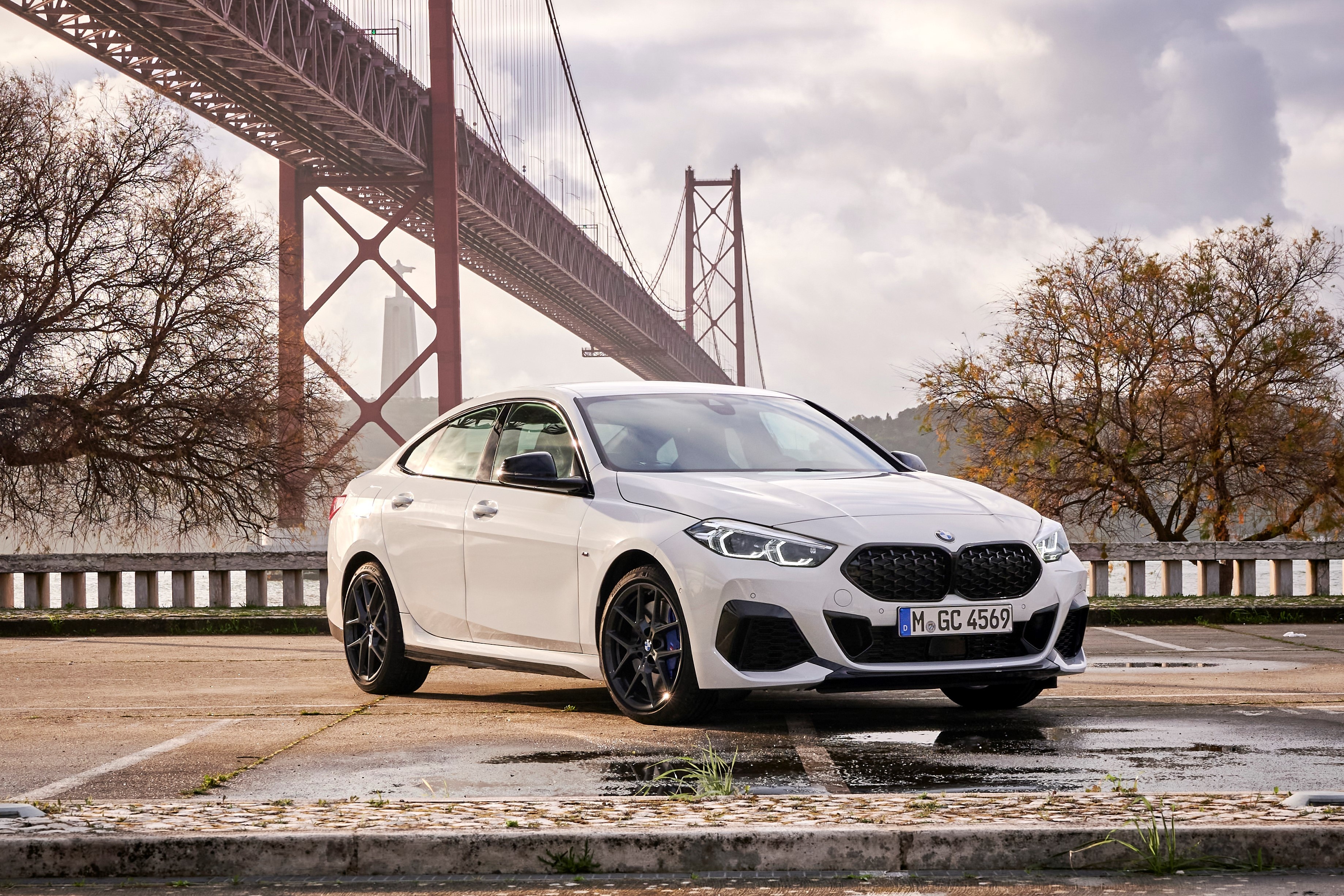 BMW 2-Series Gran Coupe ra mắt ảnh 2 BMW 2-Series Gran Coupe ra mat anh 2