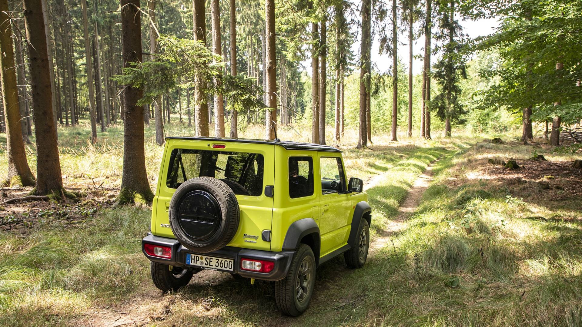 Suzuki Jimny ra mắt ảnh 3 Suzuki Jimny ra mat anh 3