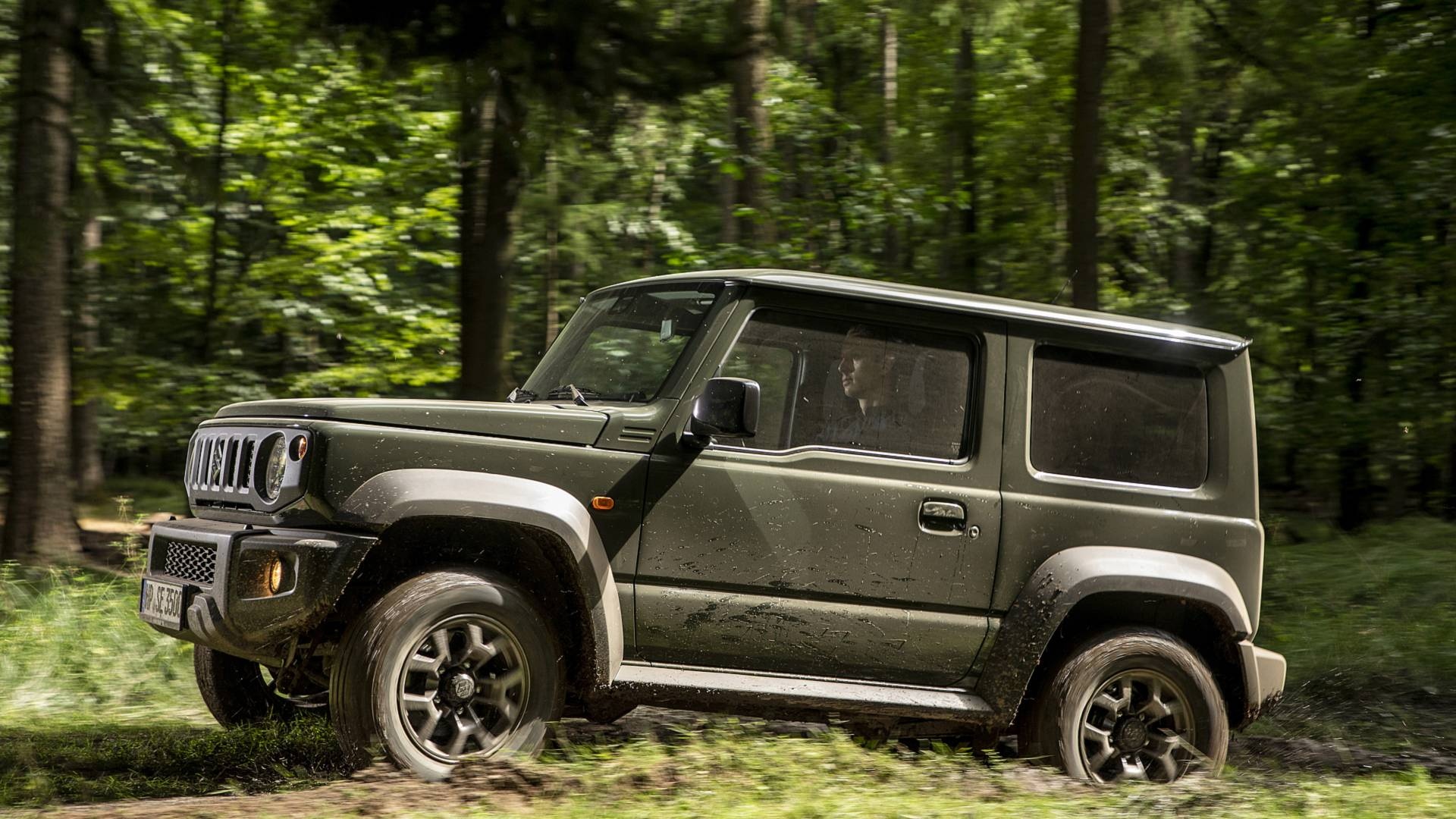 Suzuki Jimny ra mắt ảnh 4 Suzuki Jimny ra mat anh 4