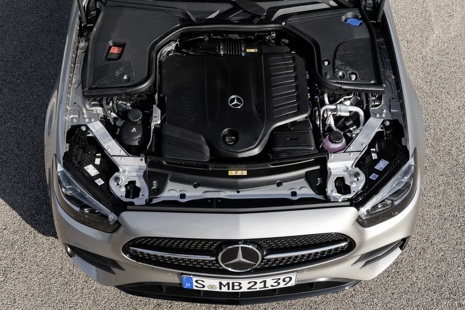 Mercedes-Benz ra mắt E-Class 2020 ảnh 12 Mercedes-Benz ra mat E-Class 2020 anh 12