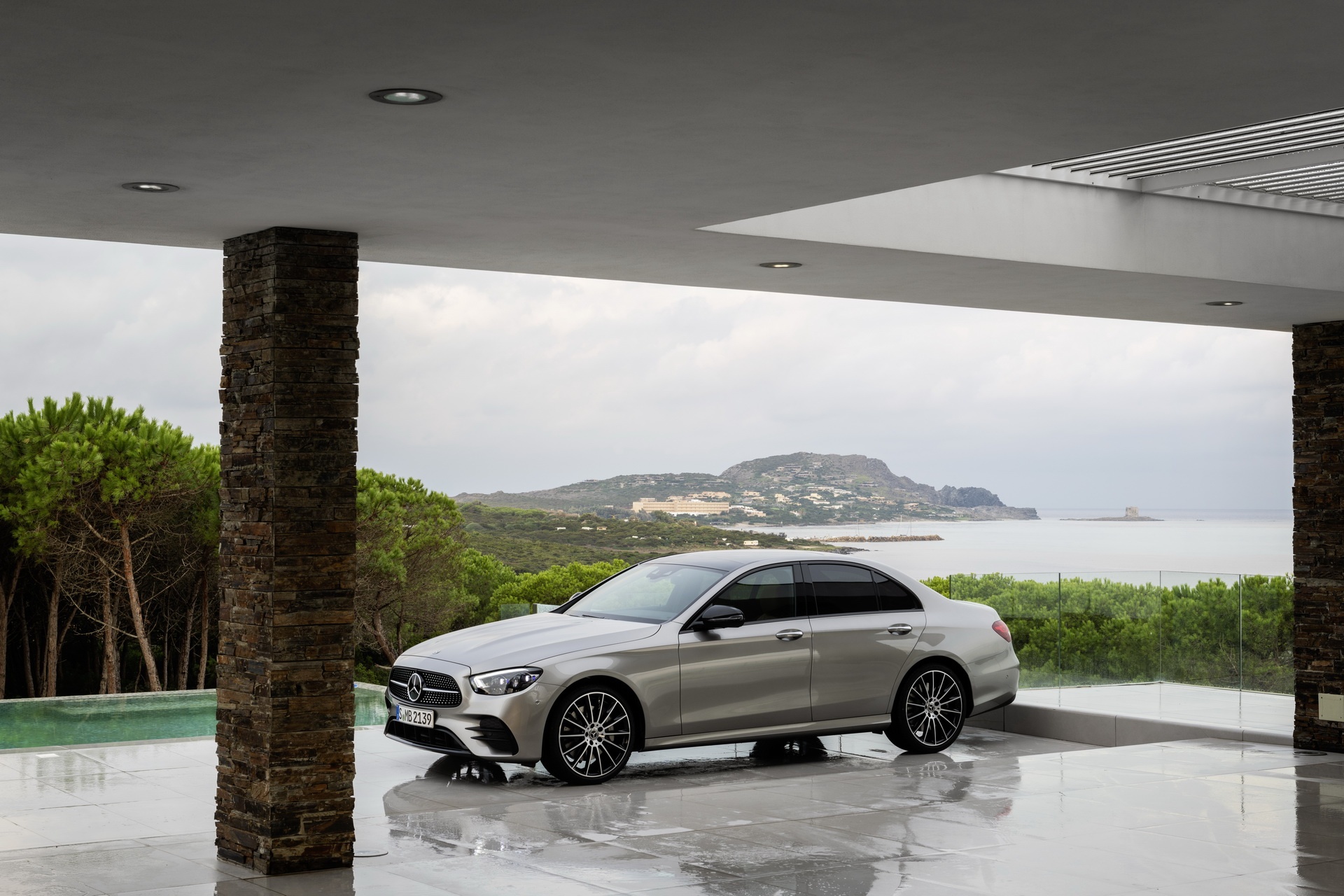 Mercedes-Benz ra mắt E-Class 2020 ảnh 10 Mercedes-Benz ra mat E-Class 2020 anh 10