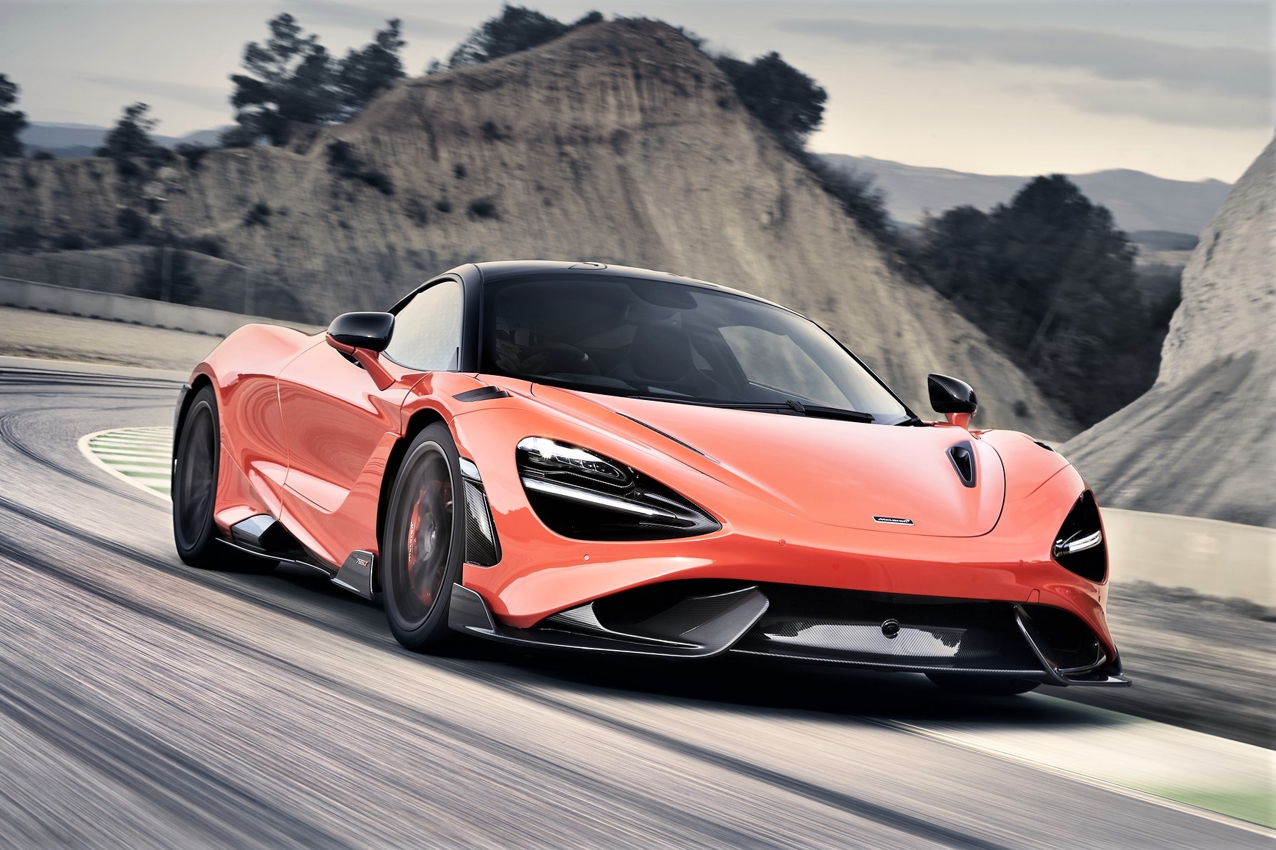 McLaren 765LT ra mat - sieu xe moi nhe va manh hon 720S hinh anh