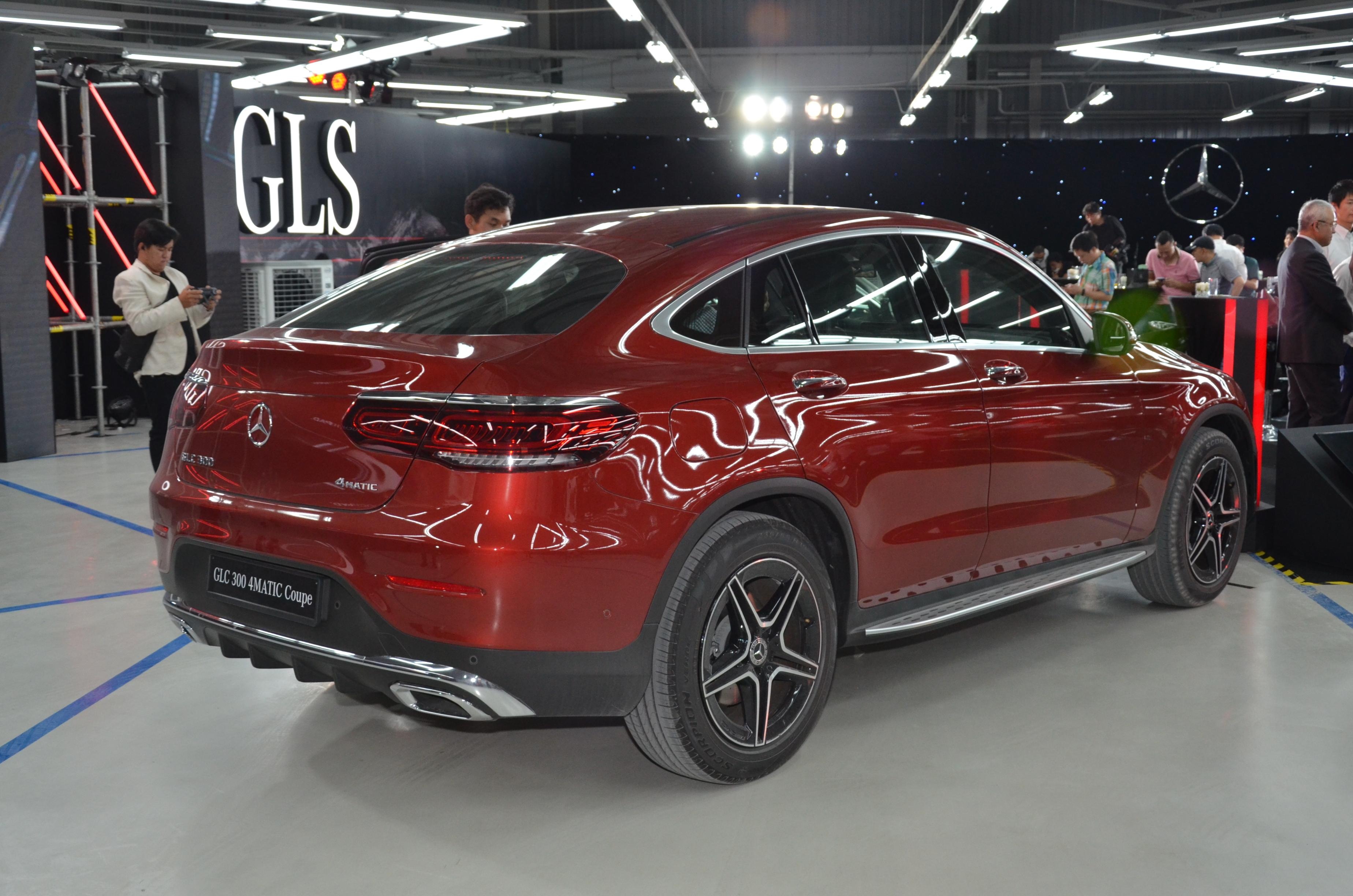 Mercedes-Benz giới thiệu 6 mẫu xe mới tại VN ảnh 17 Mercedes-Benz gioi thieu 6 mau xe moi tai VN anh 17