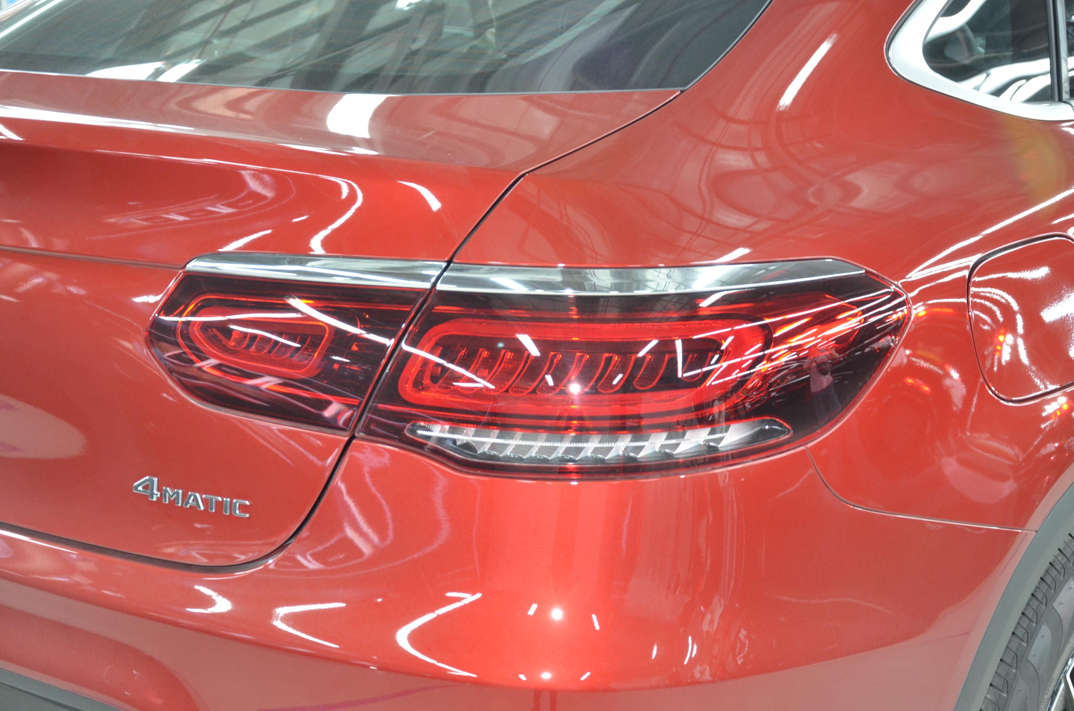 Mercedes-Benz giới thiệu 6 mẫu xe mới tại VN ảnh 18 Mercedes-Benz gioi thieu 6 mau xe moi tai VN anh 18