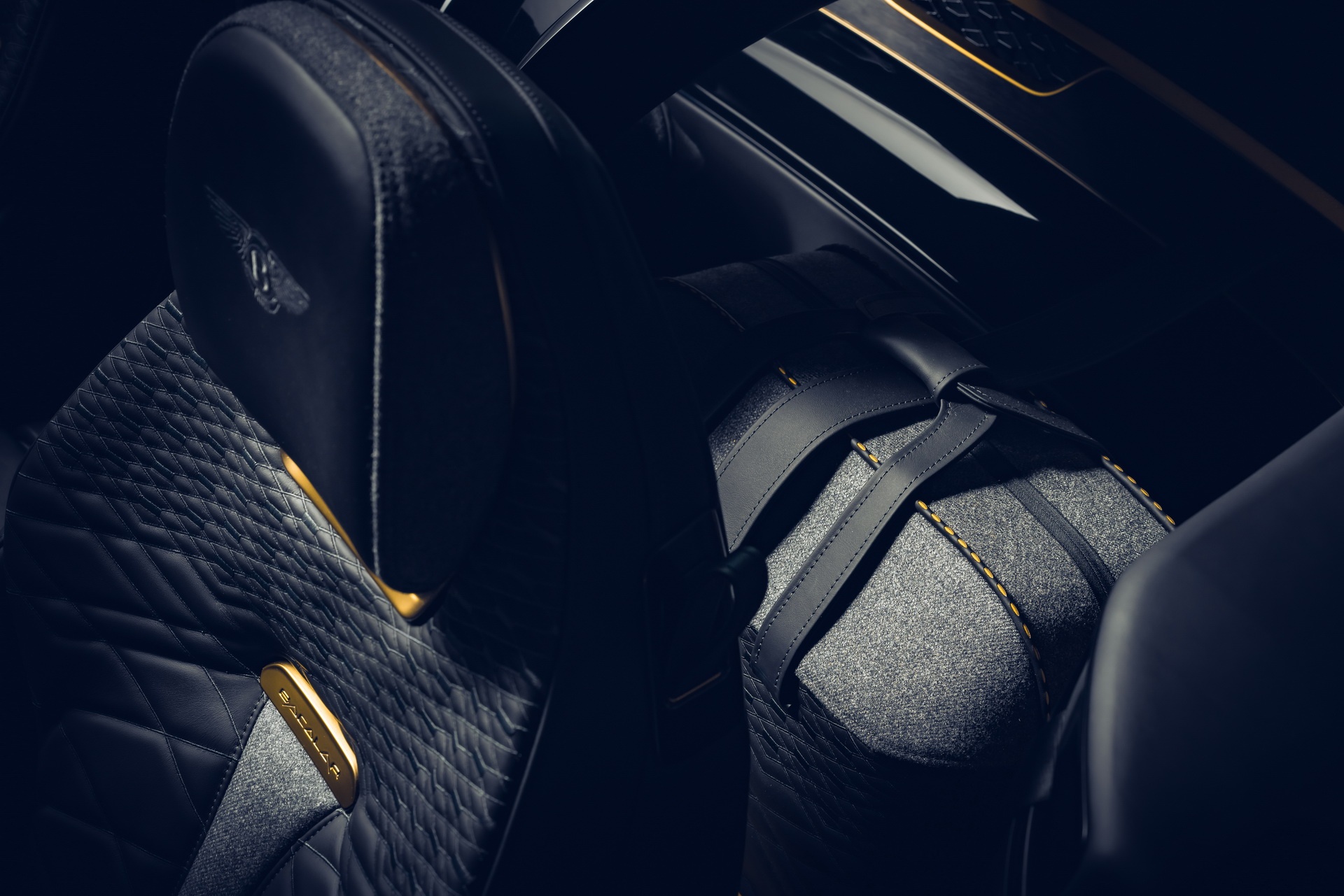 Bentley ra mat xe mui tran gioi han 12 chiec toan the gioi anh 11