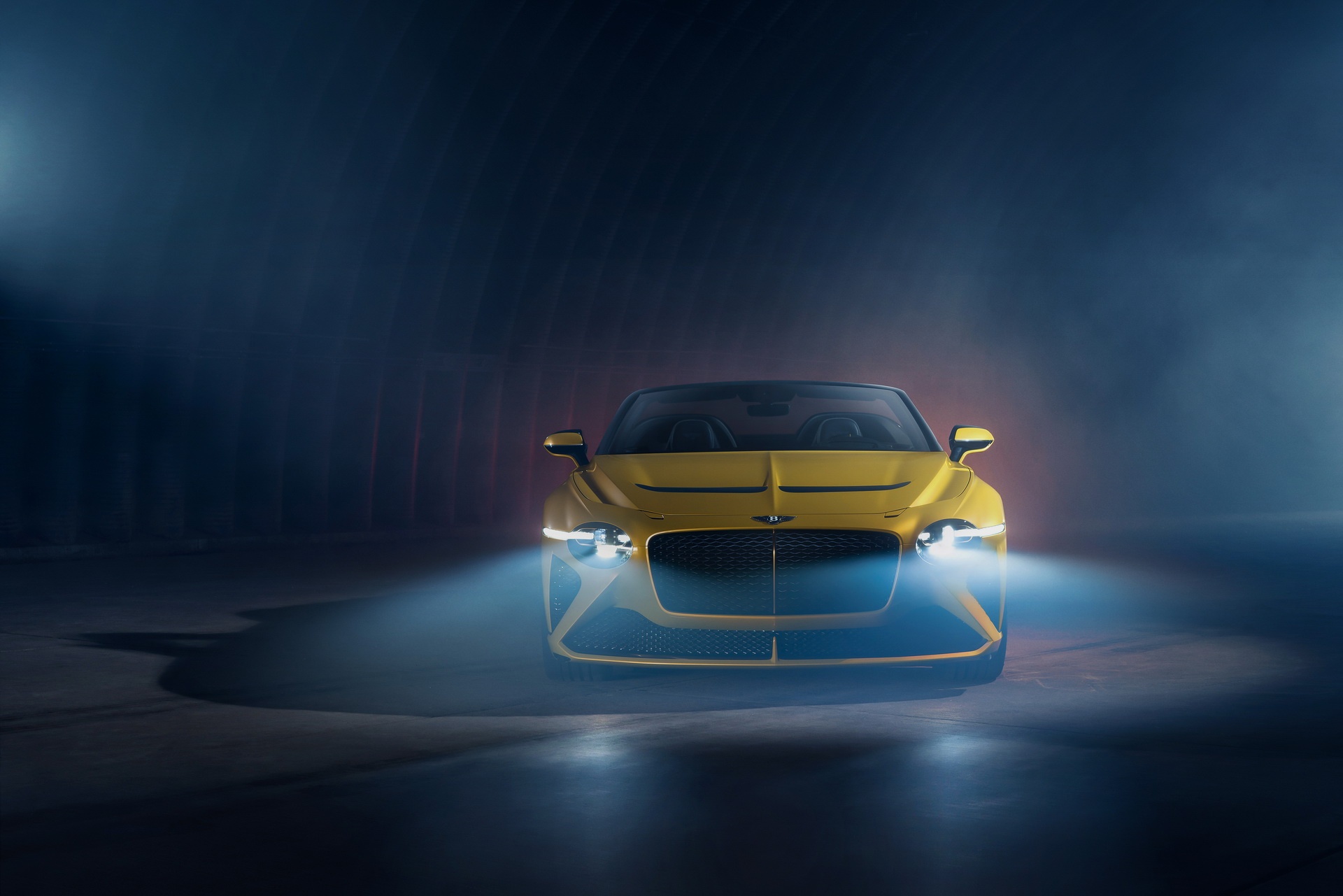 Bentley ra mat xe mui tran gioi han 12 chiec toan the gioi anh 3