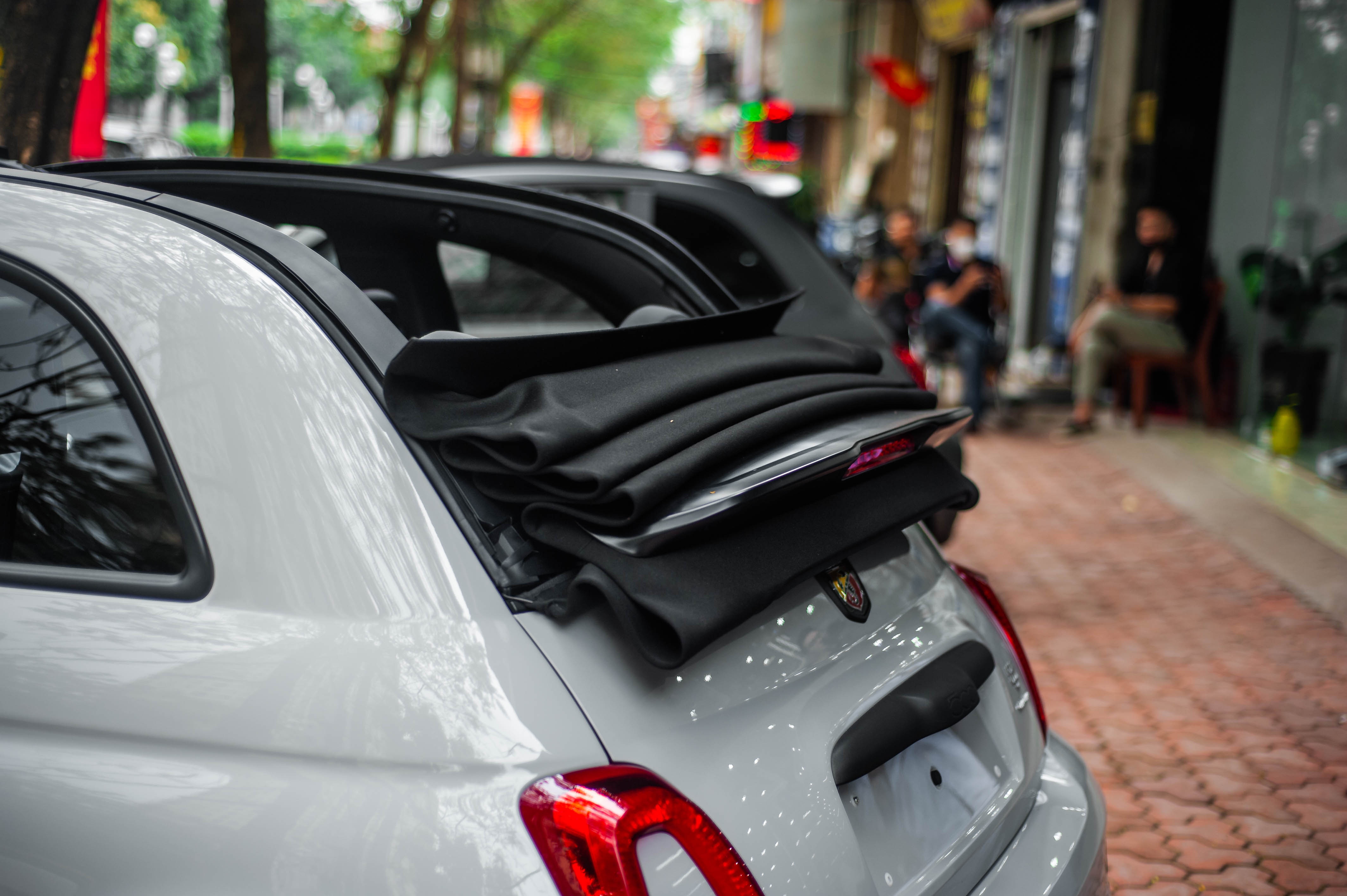 Chi tiet Fiat 500 Abarth 595 Esseesse anh 8