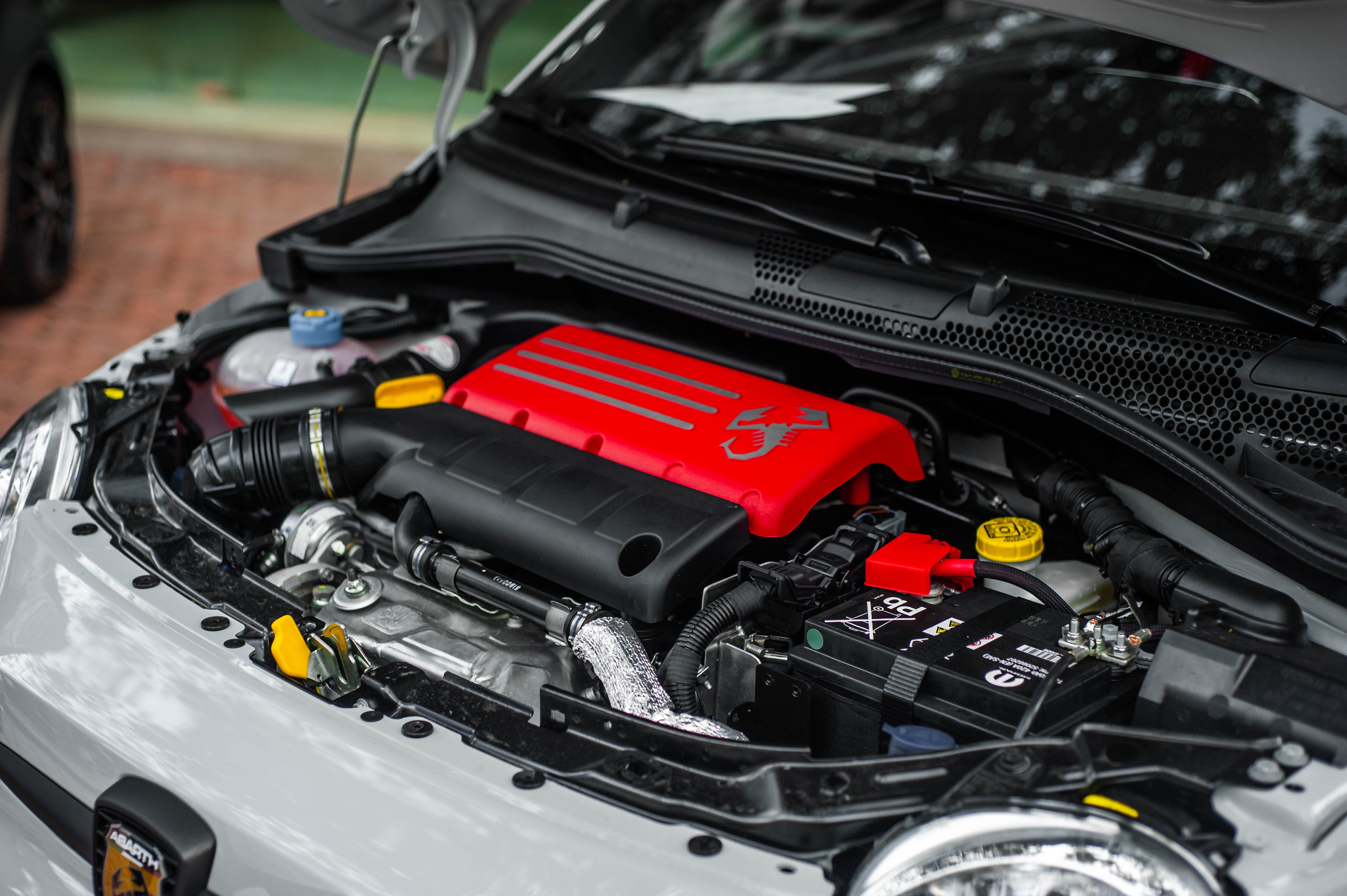 Chi tiet Fiat 500 Abarth 595 Esseesse anh 15