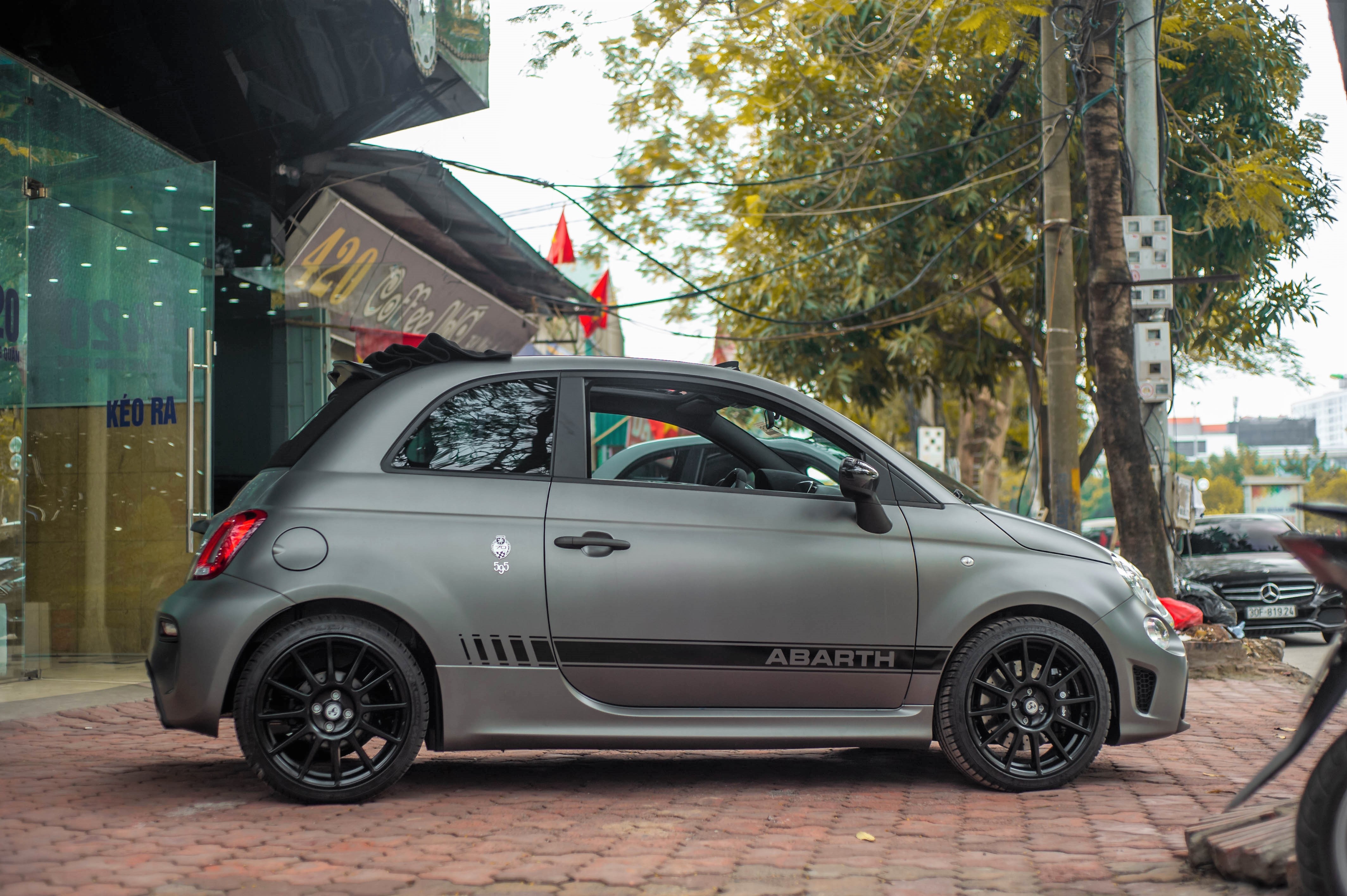 Chi tiet Fiat 500 Abarth 595 Esseesse anh 2