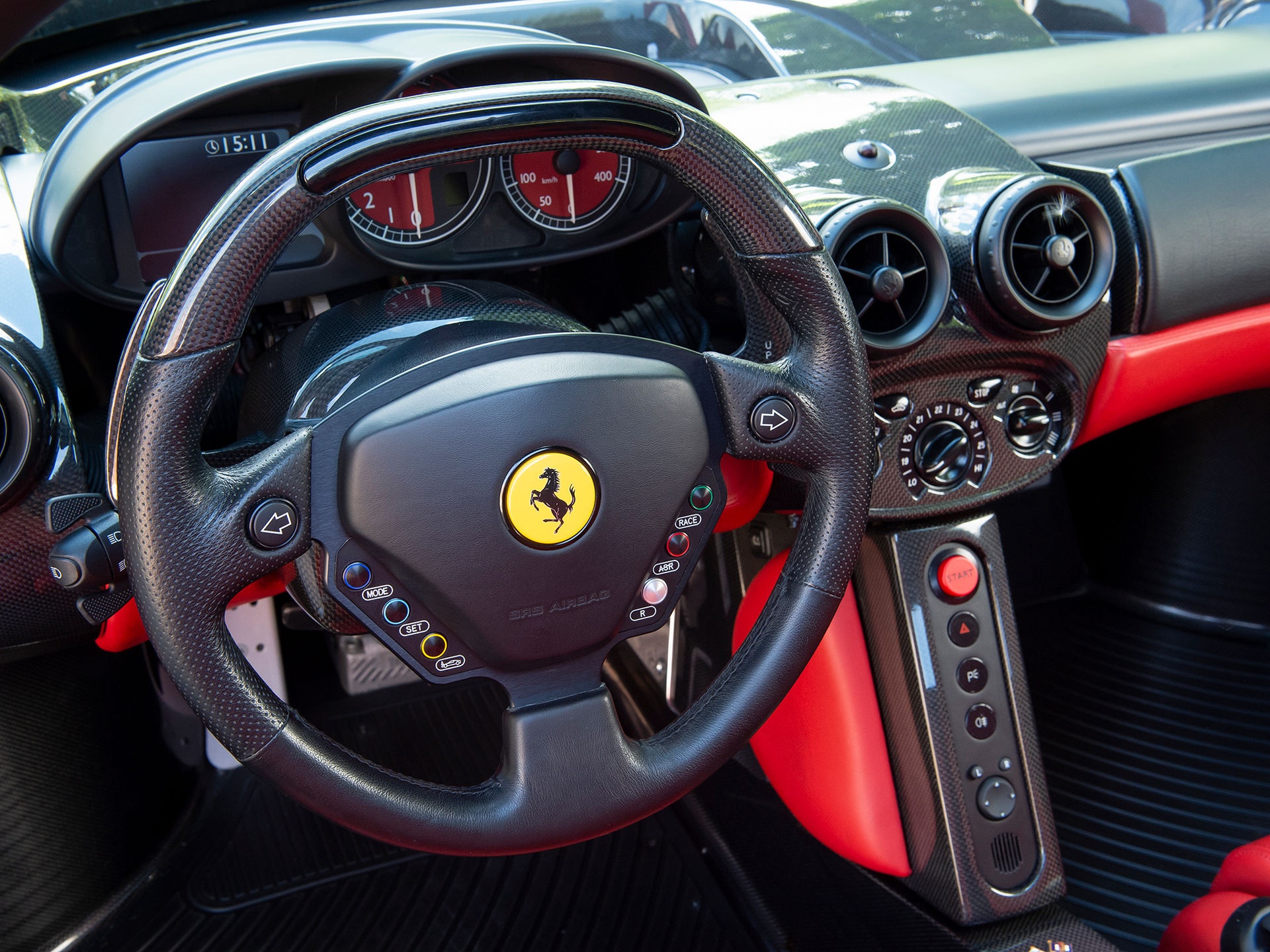 Sieu xe Ferrari Enzo Schumacher tung cam lai duoc rao ban tai Anh anh 6