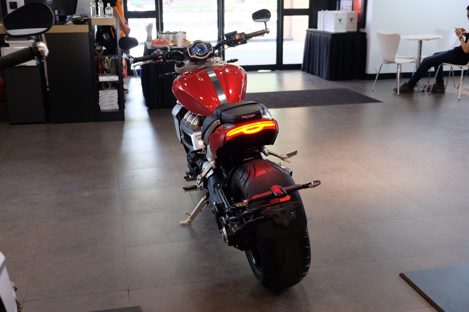 Triumph Rocket 3 ra mat VN anh 15