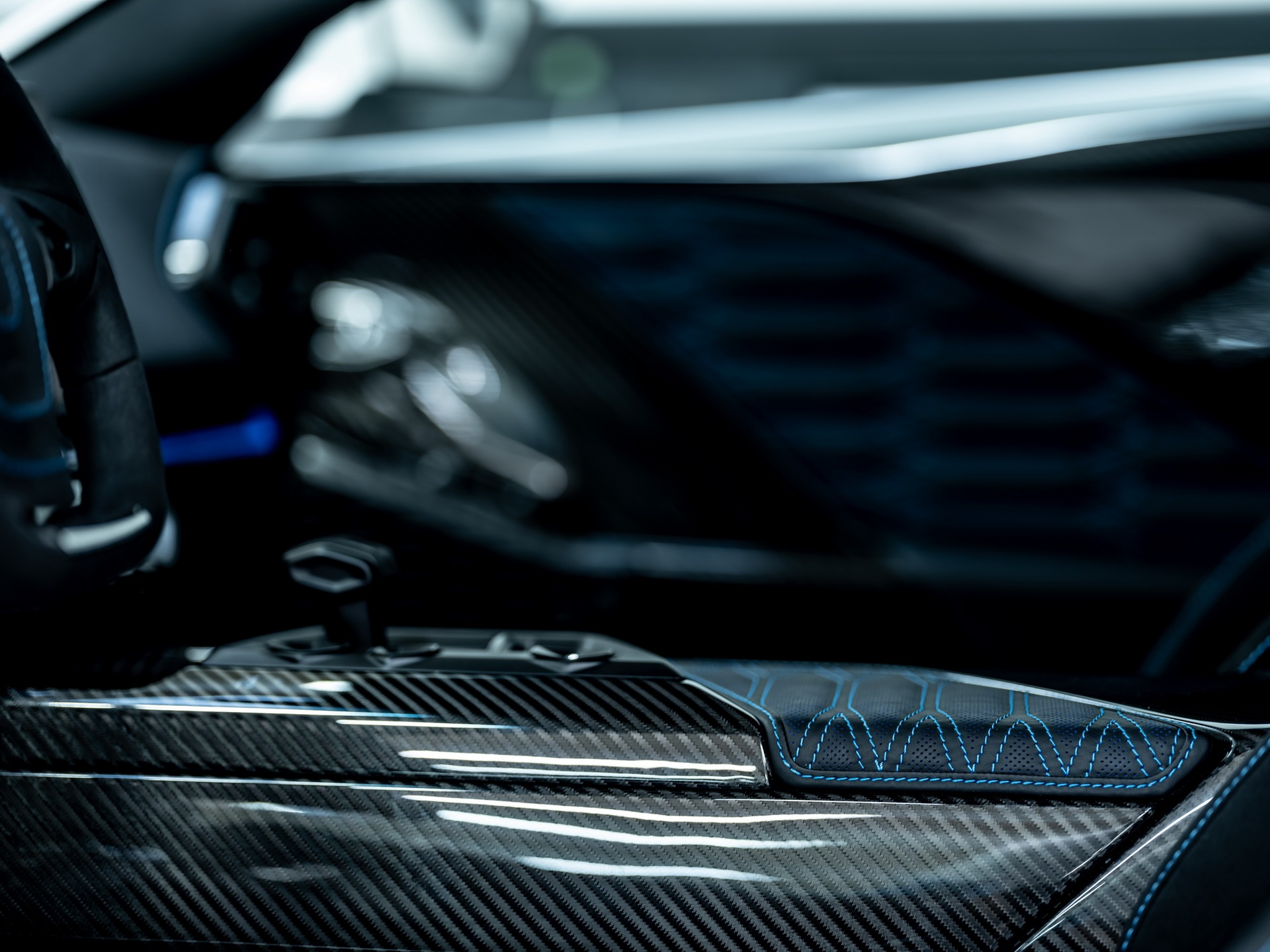 Zenvo nang cap cho sieu xe duong pho TSR-S anh 8