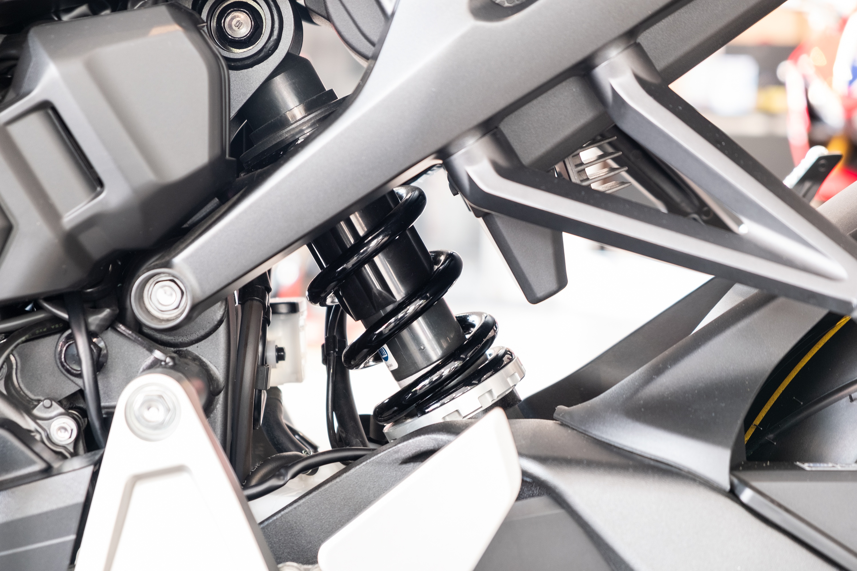 Chi tiet Honda CB1000R 2020 tai VN anh 7