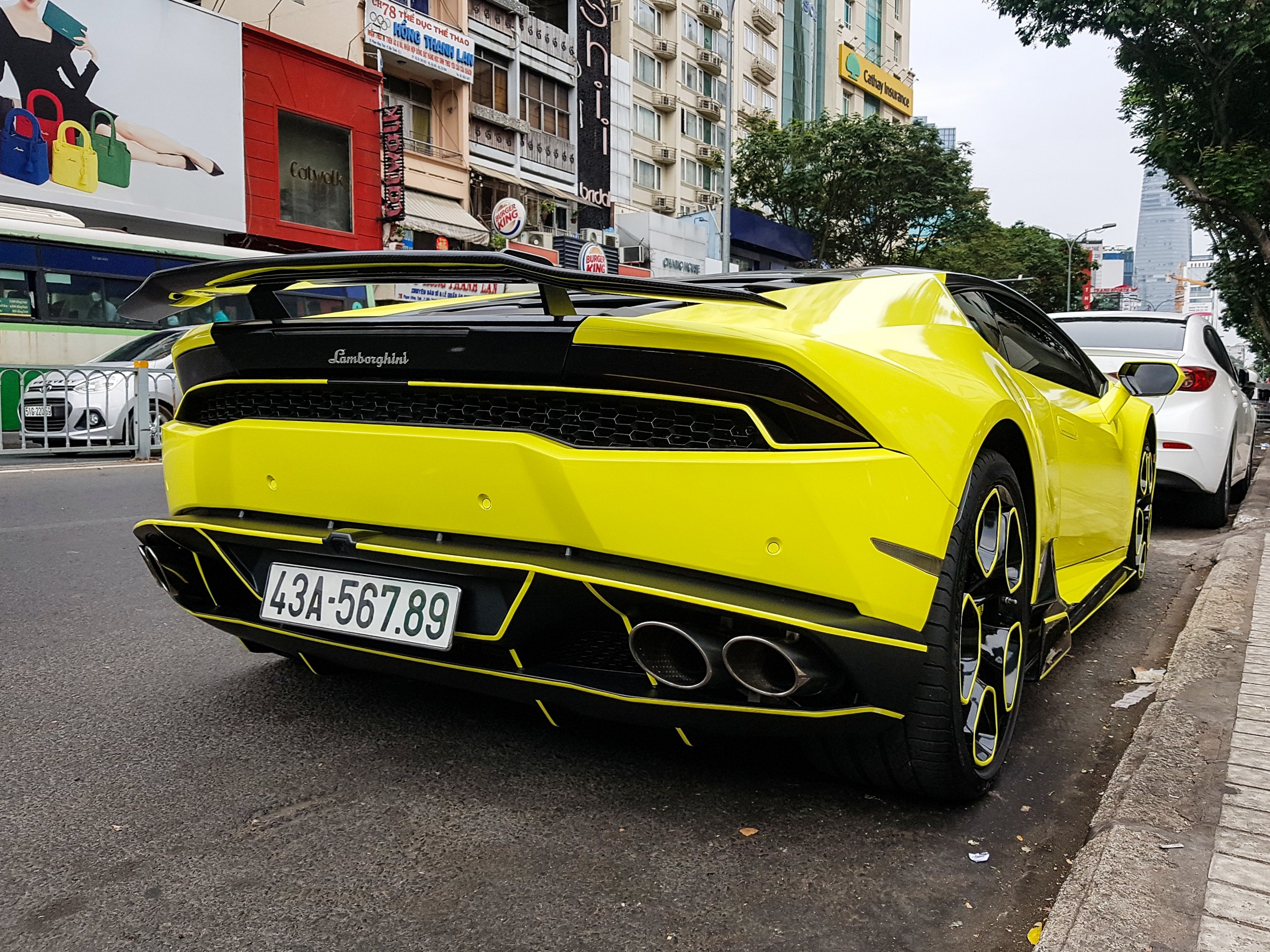 Lamborghini Huracan biển số đẹp ảnh 10 Lamborghini Huracan bien so dep anh 10