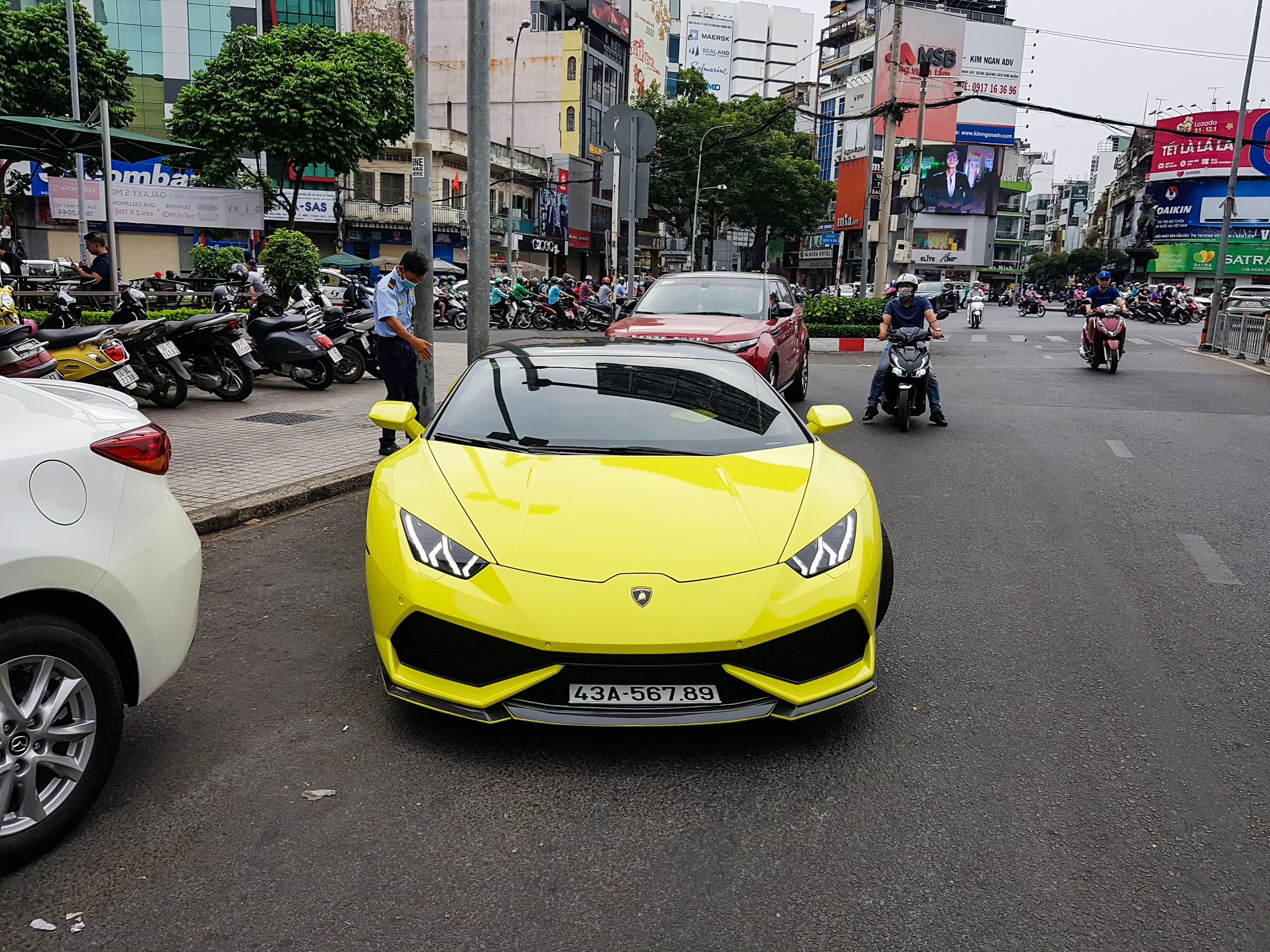 Lamborghini Huracan biển số đẹp ảnh 3 Lamborghini Huracan bien so dep anh 3